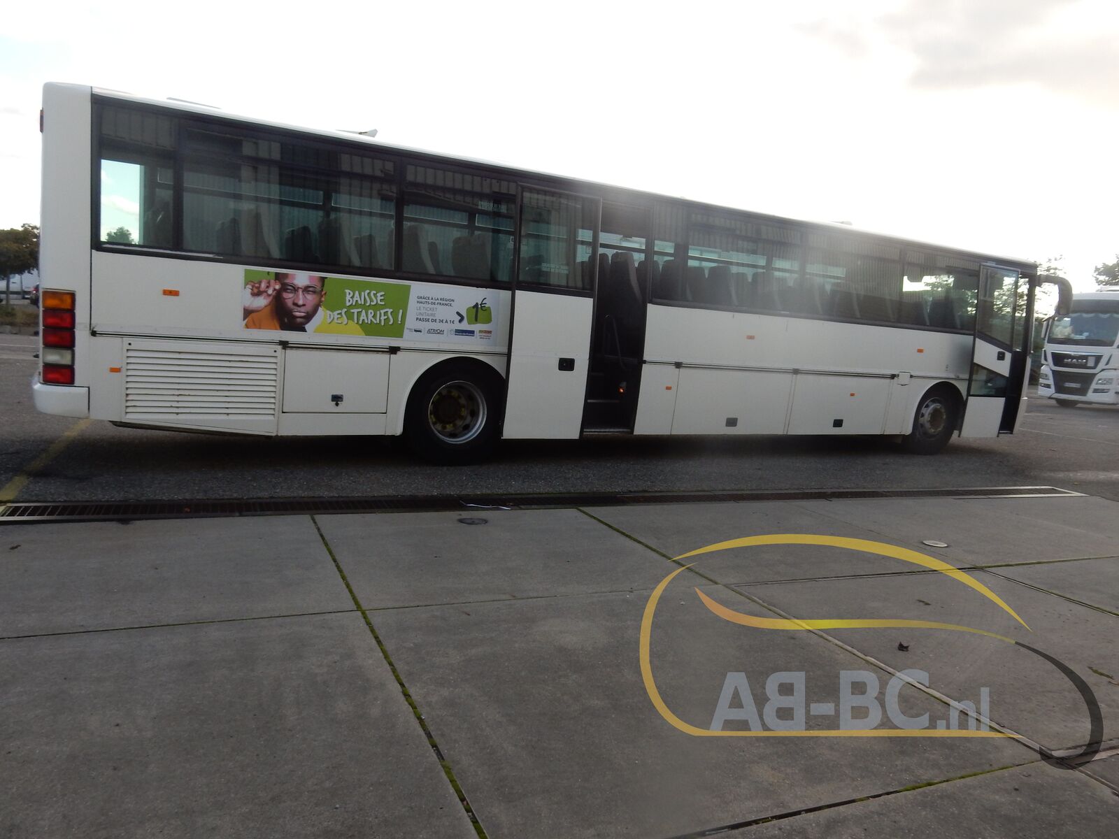 interurban-bus-IVECO-Irisbus-Axer-64-Seats---1634305037009932045_orig_b8cd77df25f748849e744848dab4d8fa--21101516322821825400