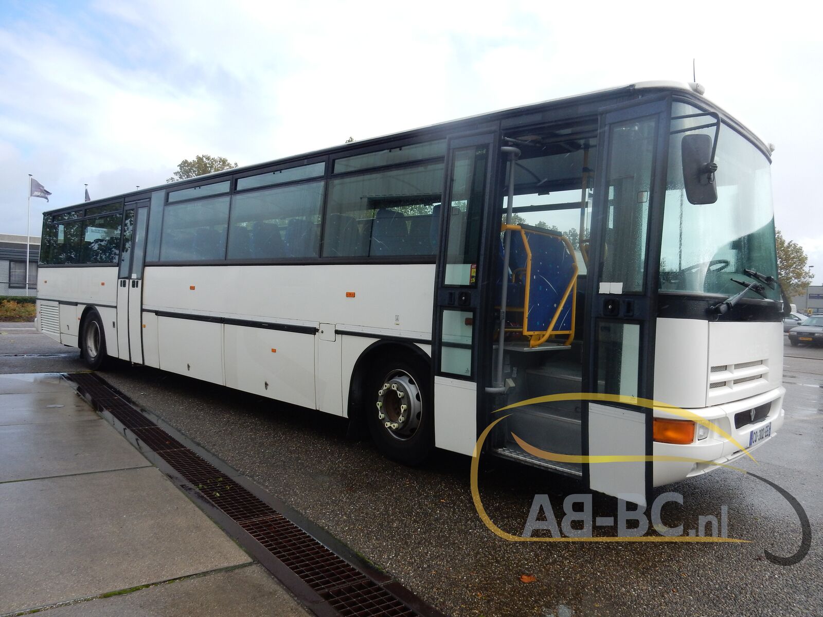interurban-bus-IVECO-Irisbus-Recreo-64-Seats---1634818547650529135_orig_0e0ffc4ce8c8923e13e0310dc4b30cf8--21102115152205689900
