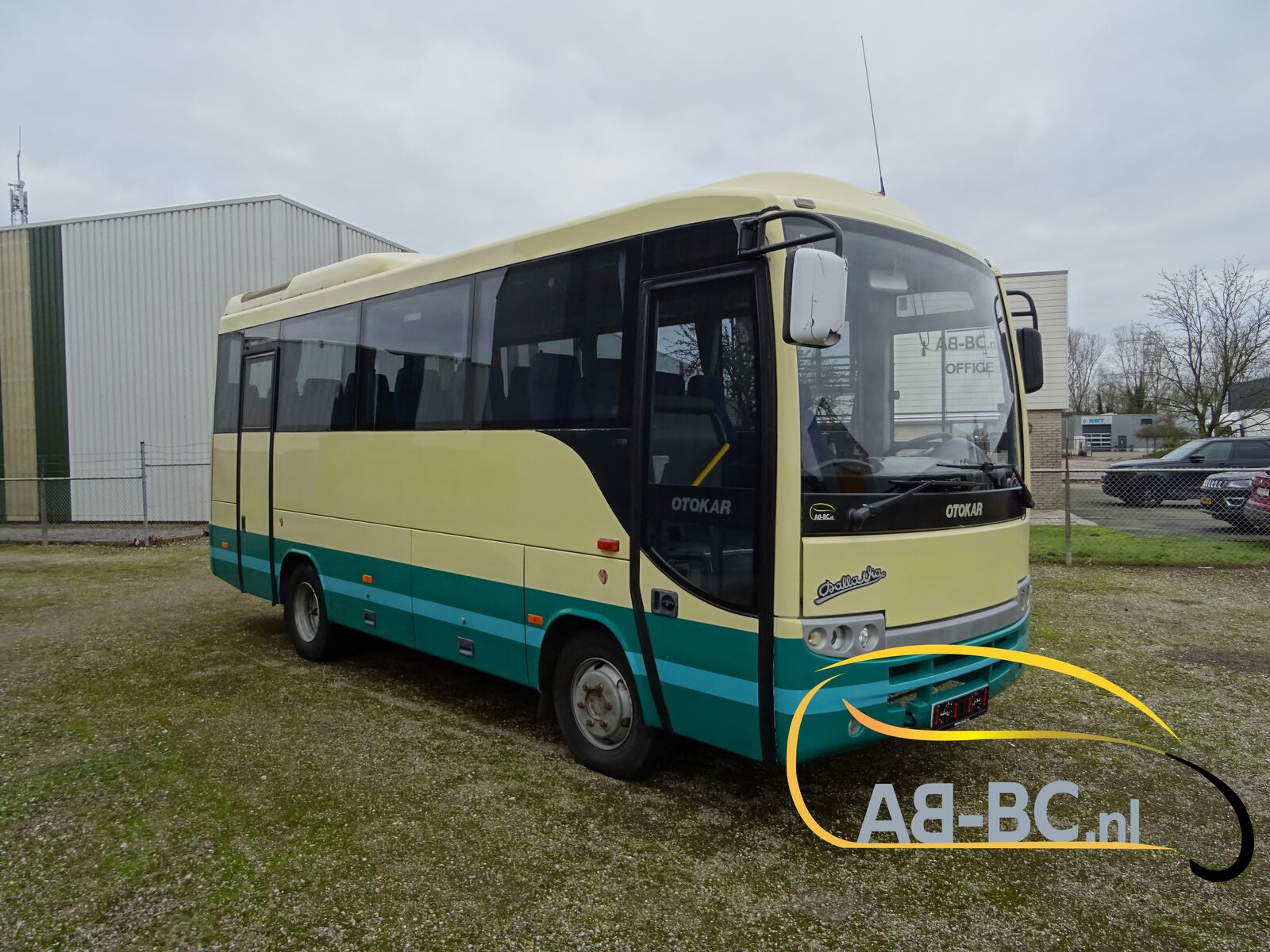 coach-bus-OTOKAR-Navigo-28-Seats---1644311596047503403_orig_55fdaade5e760a1d57f954d6c364cec1--21111115533115941900