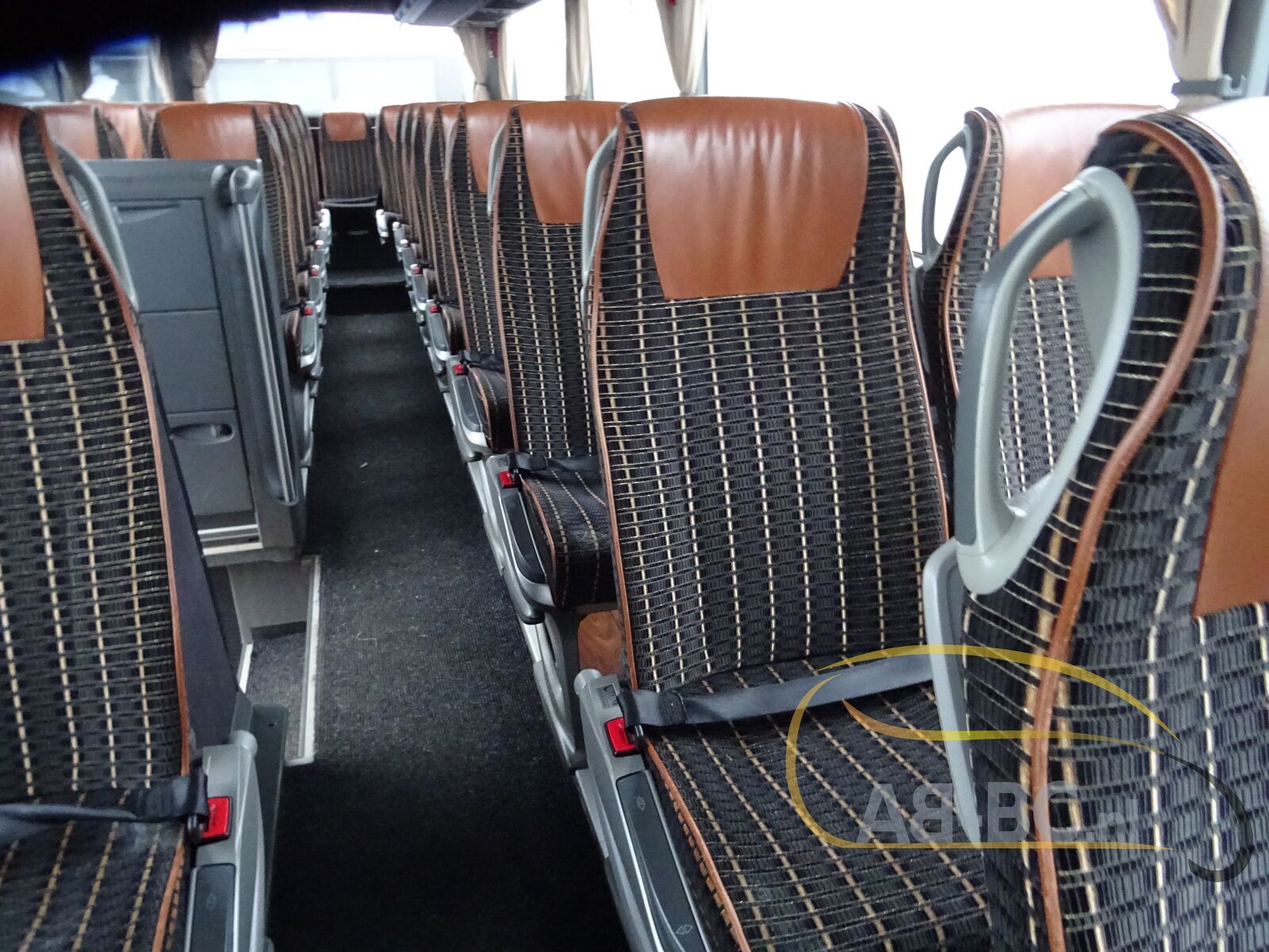 coach-bus-MERCEDES-BENZ-Tourismo-RHD-51-Seats-EURO-5---1642148078209941920_orig_53a9c2abbc006117419dd1f3280dda79--22011410083848365800