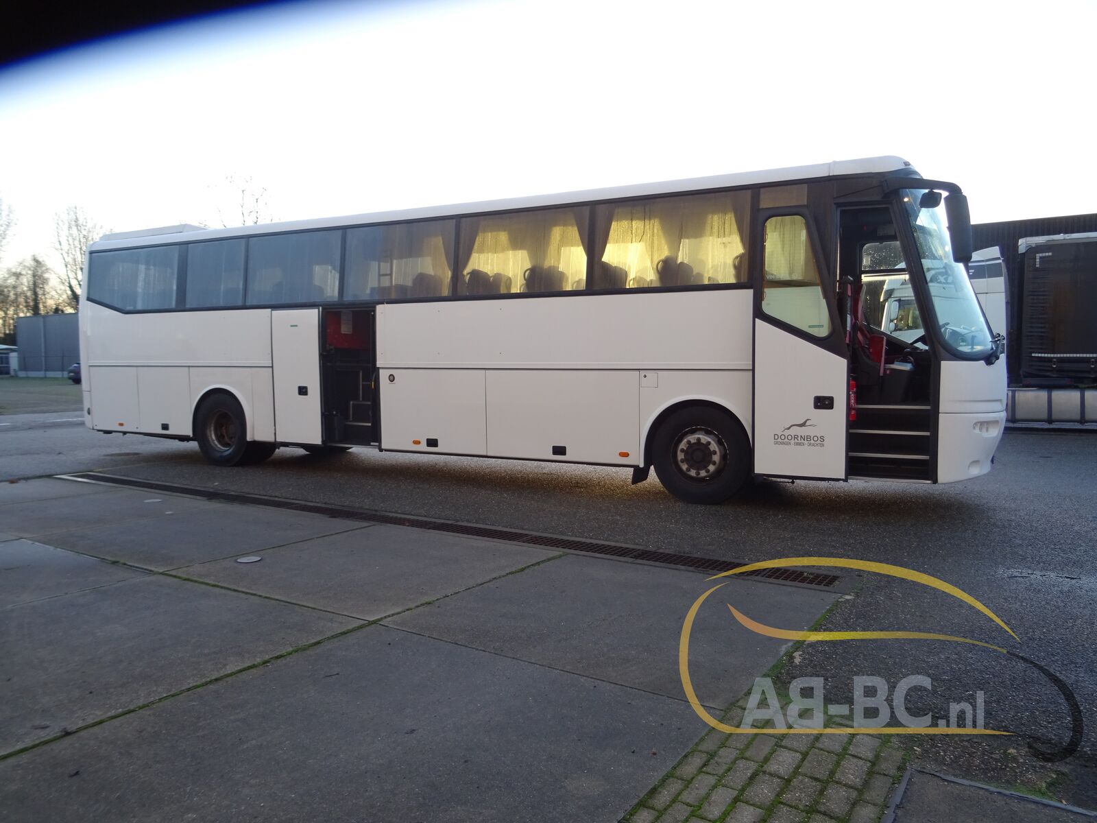 coach-bus-VDL-BOVA-FHD-127-365-EURO-5-55-Seats---1641458627427769775_orig_f760a61f24af49e687292b40bbcd3653--22010610412885308000