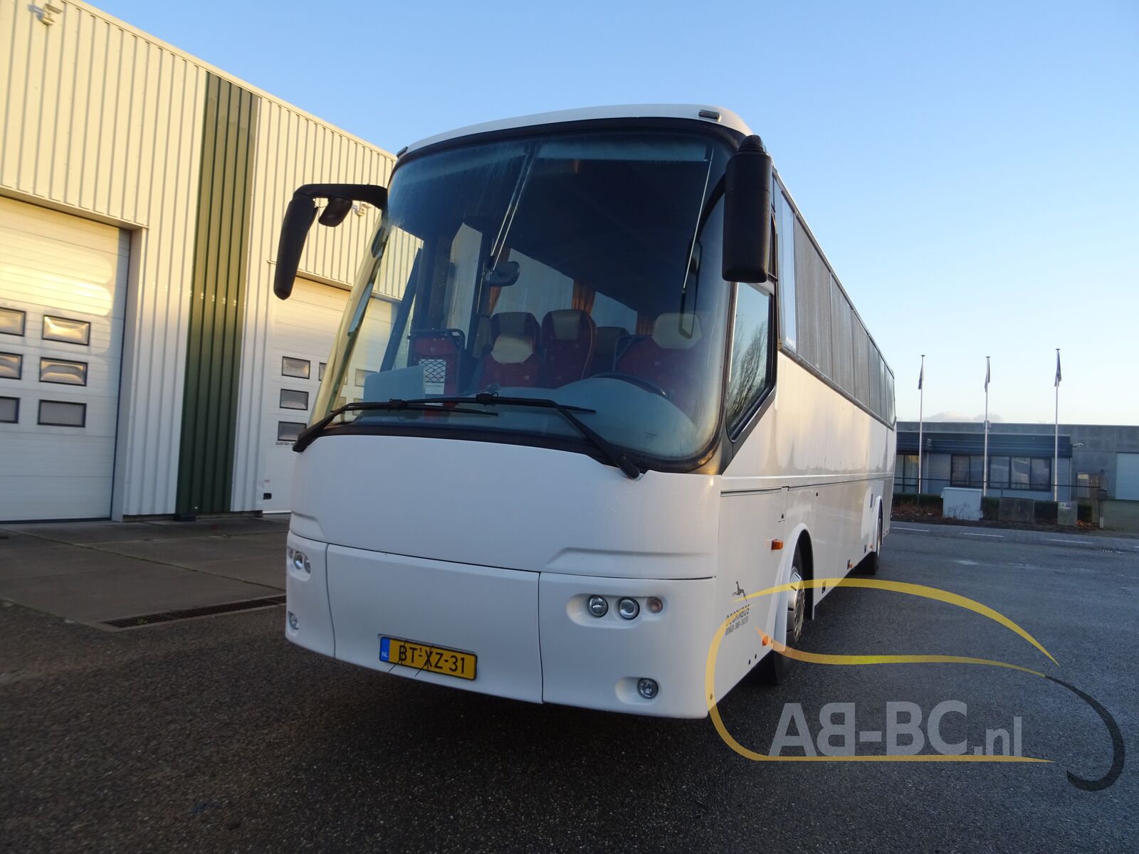 coach-bus-VDL-BOVA-FHD-127-365-EURO-5-55-Seats---1641458644033970783_orig_6cf67d2648679e32916fef2b6321ecb5--22010610412885308000