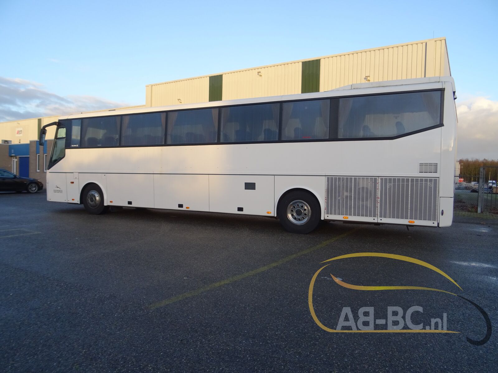 coach-bus-VDL-BOVA-FHD-127-365-EURO-5-55-Seats---1641458657290916576_orig_74b1831c14f467379b0fcbe2fc28fd22--22010610412885308000
