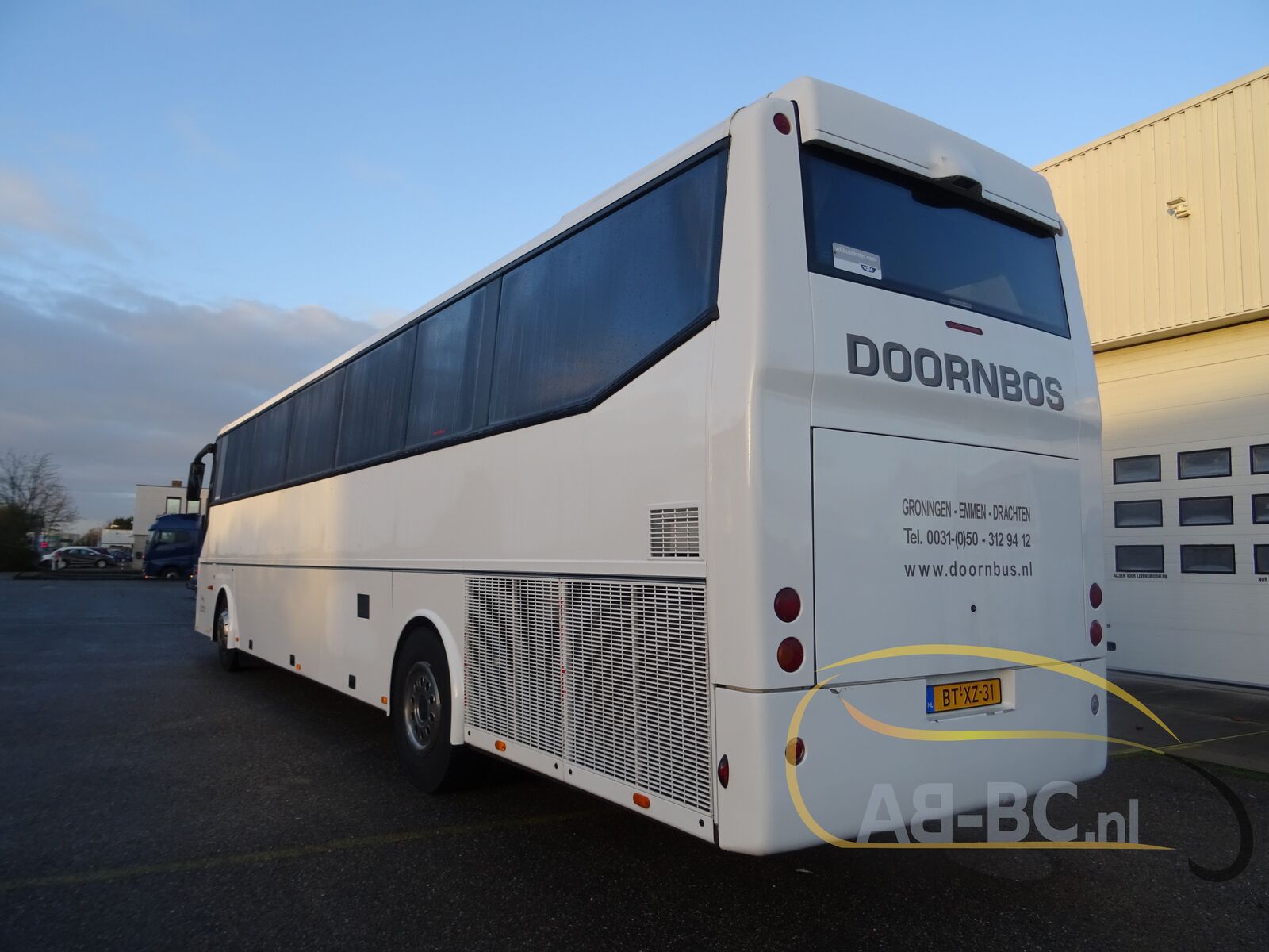 coach-bus-VDL-BOVA-FHD-127-365-EURO-5-55-Seats---1641458664242353439_orig_e6567e092f4eb814d7b653badf837c5a--22010610412885308000