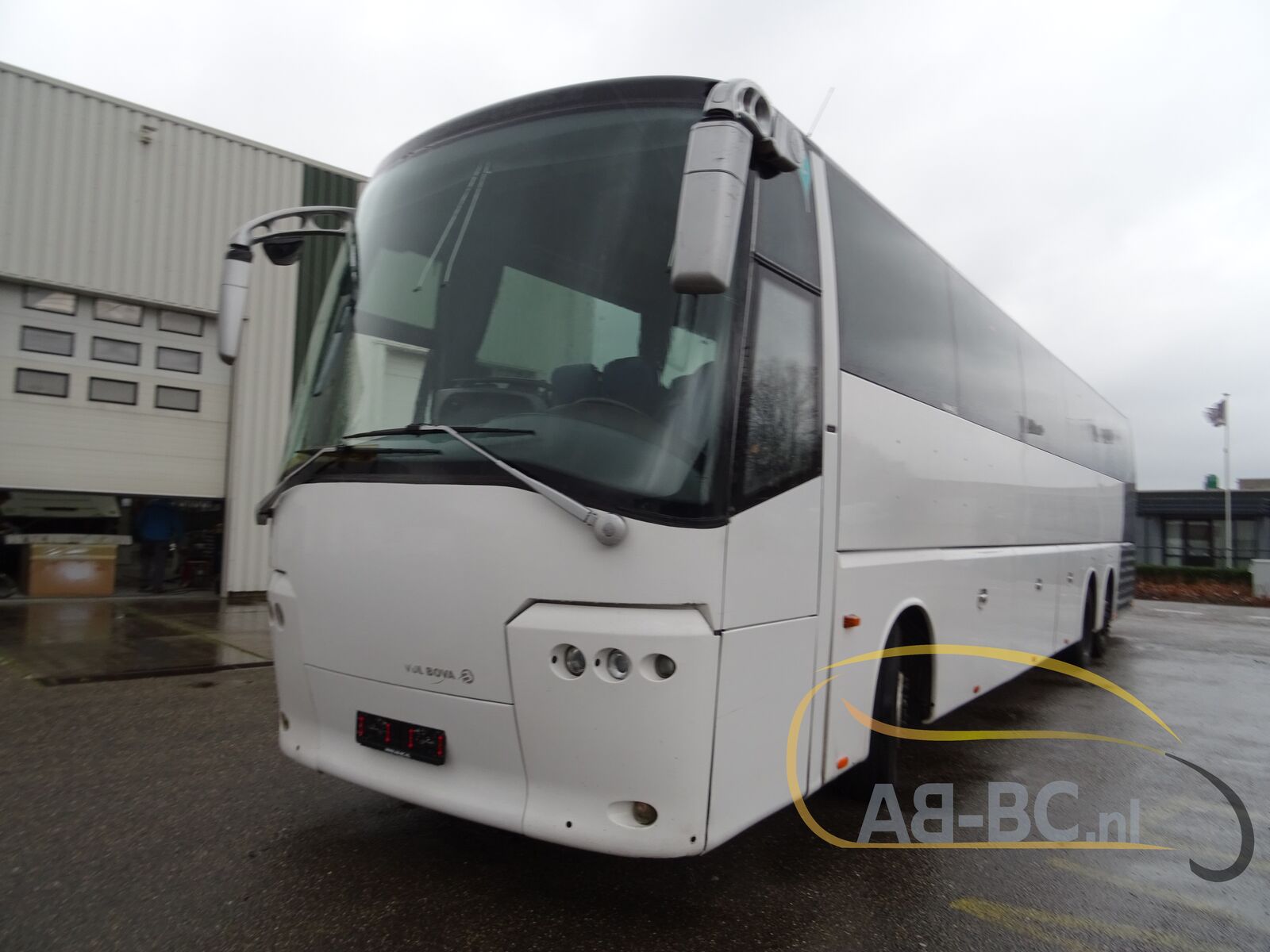 coach-bus-VDL-BOVA-Futura-61-Seats---1641294541232573205_orig_fd034cd6553b89e4d9f8e62e237d86a5--22010413024564861800