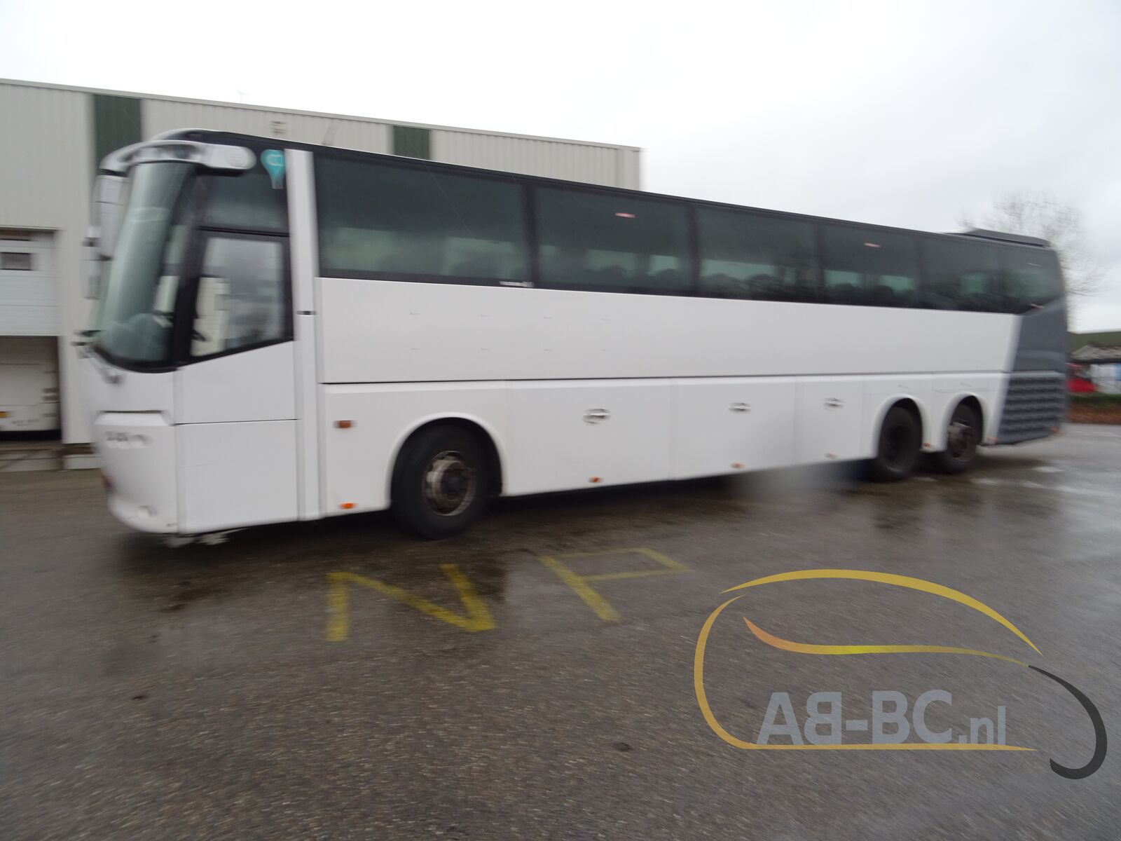 coach-bus-VDL-BOVA-Futura-61-Seats---1641294544593328252_orig_e30dbf5196da2bf36e075ae693e3be97--22010413024564861800