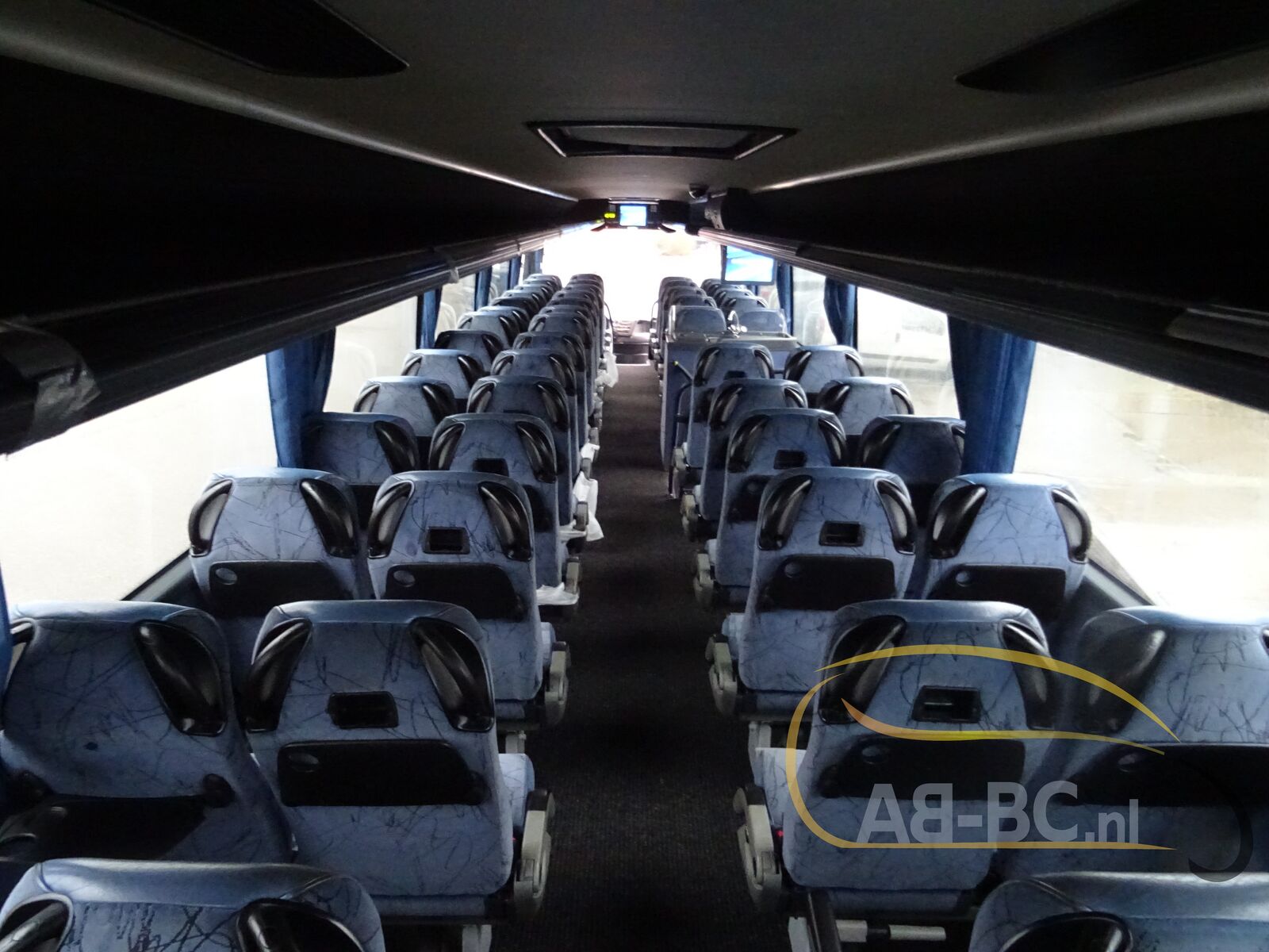 coach-bus-VDL-BOVA-Futura-61-Seats---1641294650530575430_orig_5819adfd9ad8d2d3cd0188621048d501--22010413024564861800