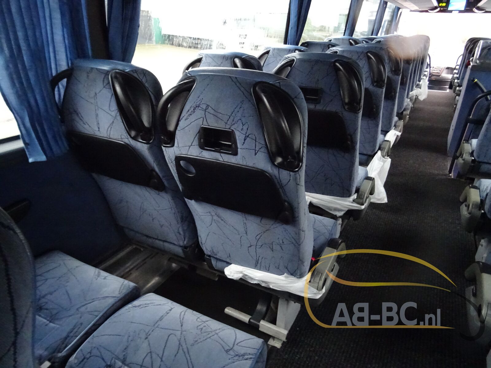 coach-bus-VDL-BOVA-Futura-61-Seats---1641294664047538418_orig_e9fa86b6fec25f0b4bd1d402aa5046ac--22010413024564861800