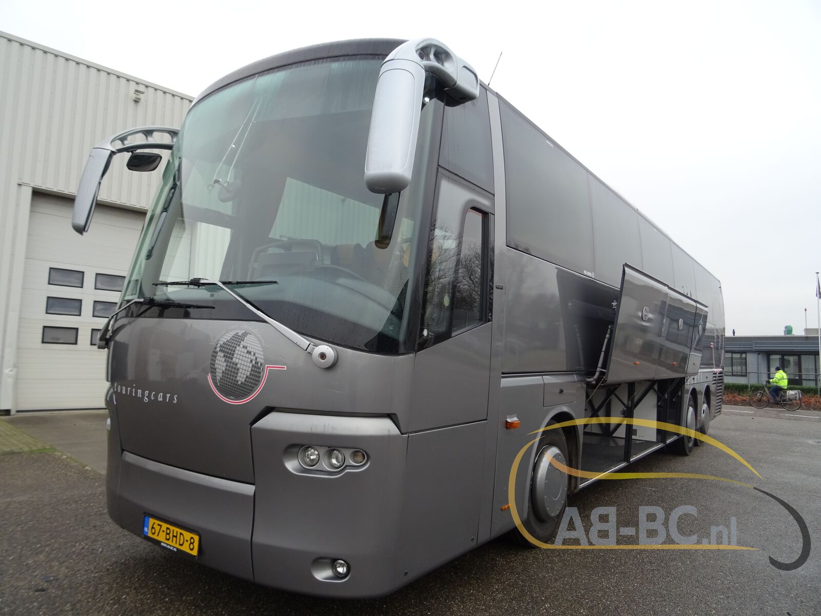 coach-bus-VDL-BOVA-Magiq-54-Seats-EURO-5---1642160291545546492_orig_e40ef651004f5e84fddb35dce9780e26--22011413334676017500