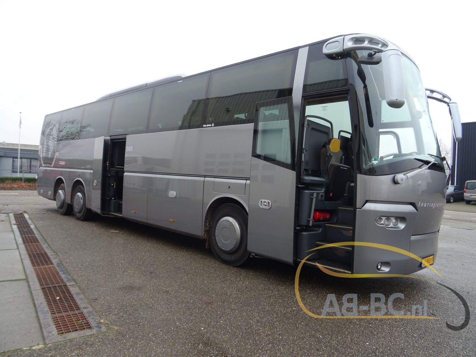 coach-bus-VDL-BOVA-Magiq-54-Seats-EURO-5---1642160312230716857_orig_3d204ce7564dcd88e5a05ea75d617fcb--22011413334676017500