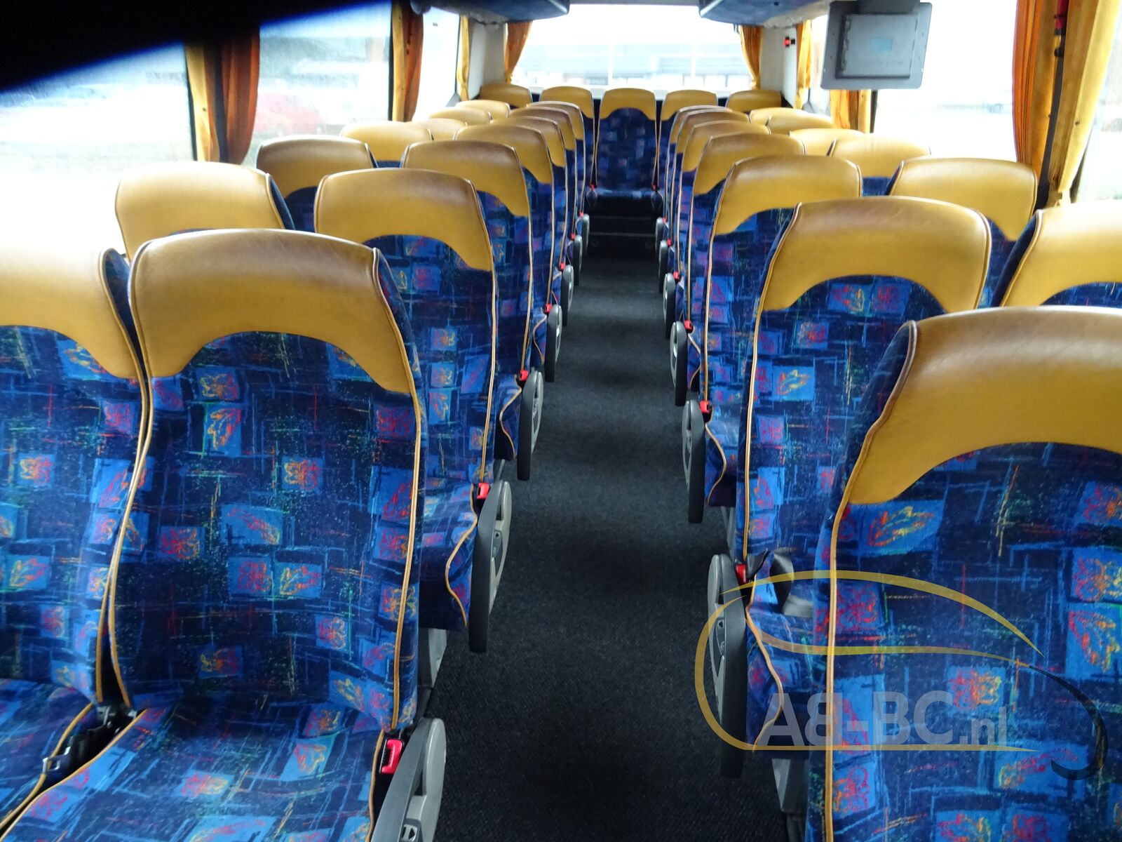 coach-bus-VDL-BOVA-Magiq-61-Seats---1641303493398187948_orig_3c36f264eb40143c781f0fc8f2e07034--22010415282369368500