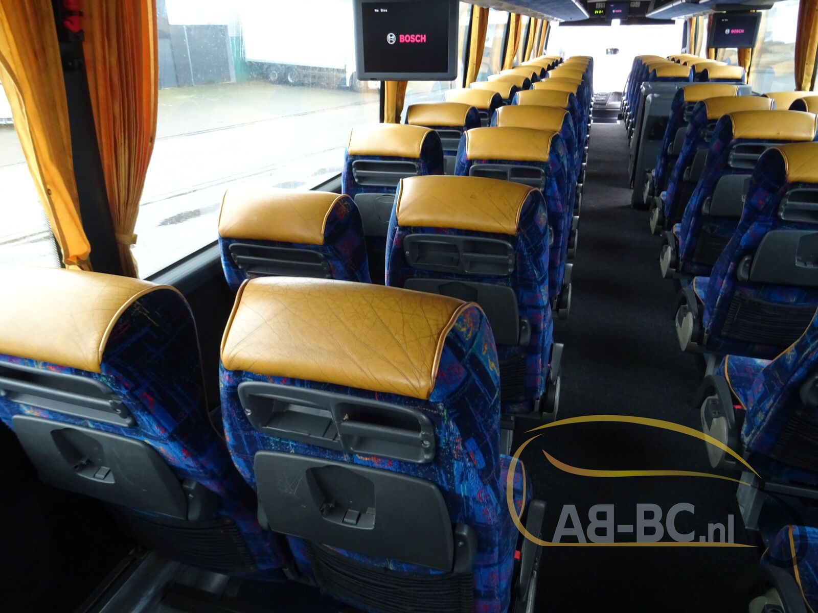 coach-bus-VDL-BOVA-Magiq-61-Seats---1641303514212115448_orig_319708bca5488ab8cbfea0285fed8009--22010415282369368500