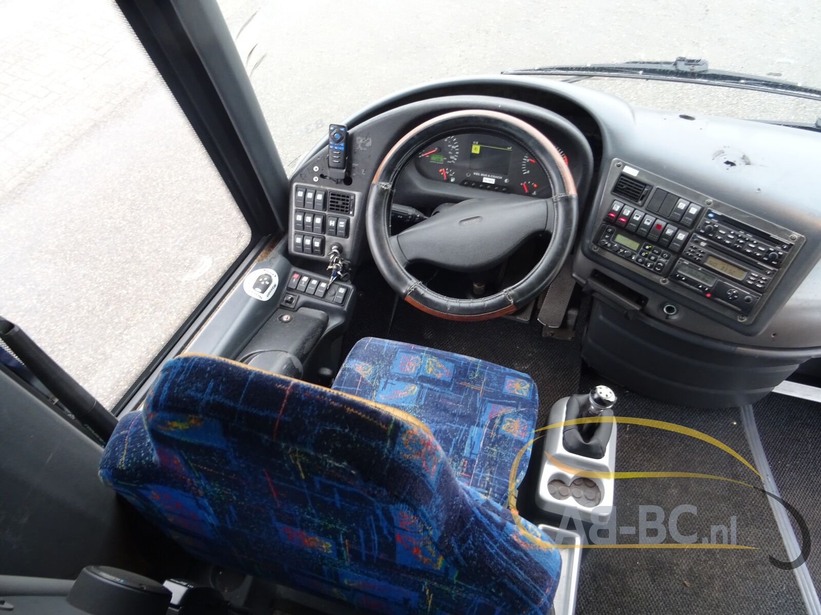coach-bus-VDL-BOVA-Magiq-61-Seats---1641303542409430861_orig_5d351133405d2580642e55e75f4635c7--22010415282369368500