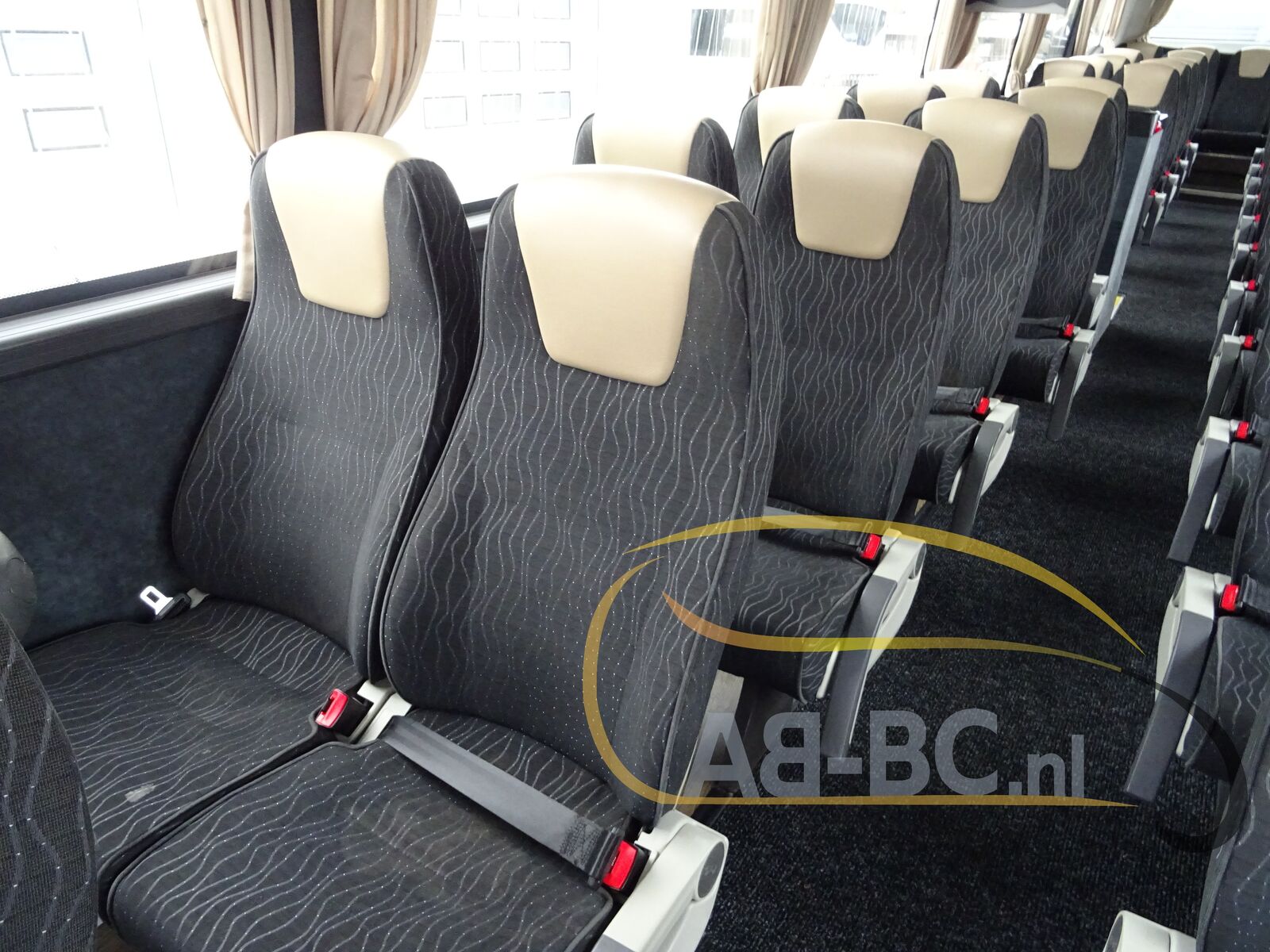 coach-bus-VDL-Futura-FHD2-129-370-51-Seats-EURO-6---1648805588429925043_orig_f86f9c22e74a6d057d993a4ad75b7a85--22040112282526833000