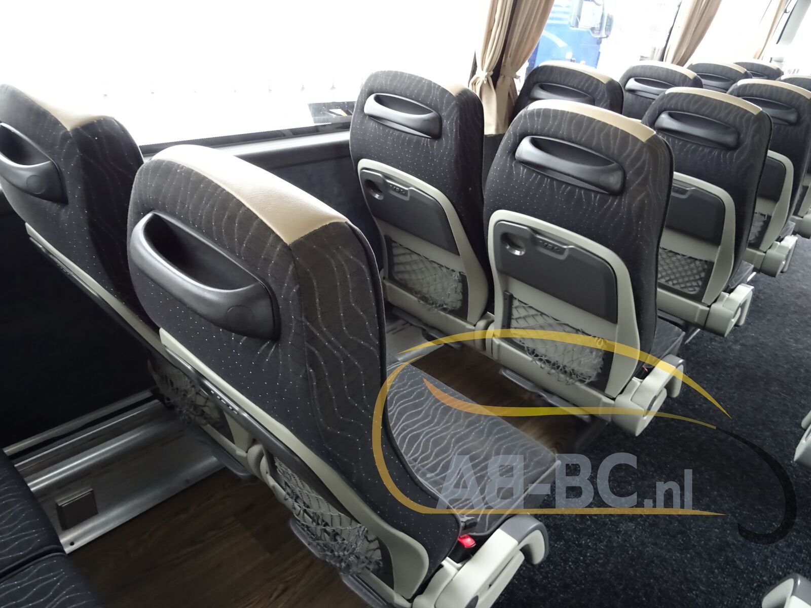 coach-bus-VDL-Futura-FHD2-129-370-51-Seats-EURO-6---1648805620065950605_orig_82f6466009d0482b5086b96211f0b24c--22040112282526833000