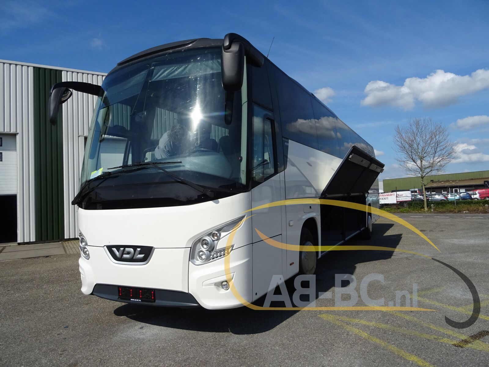 coach-bus-VDL-Futura-FHD2-129-370-51-Seats-EURO-6---1649945753607628866_orig_b5099f6c0be0e9d6e4a8b144975e275f--22041417135019073200