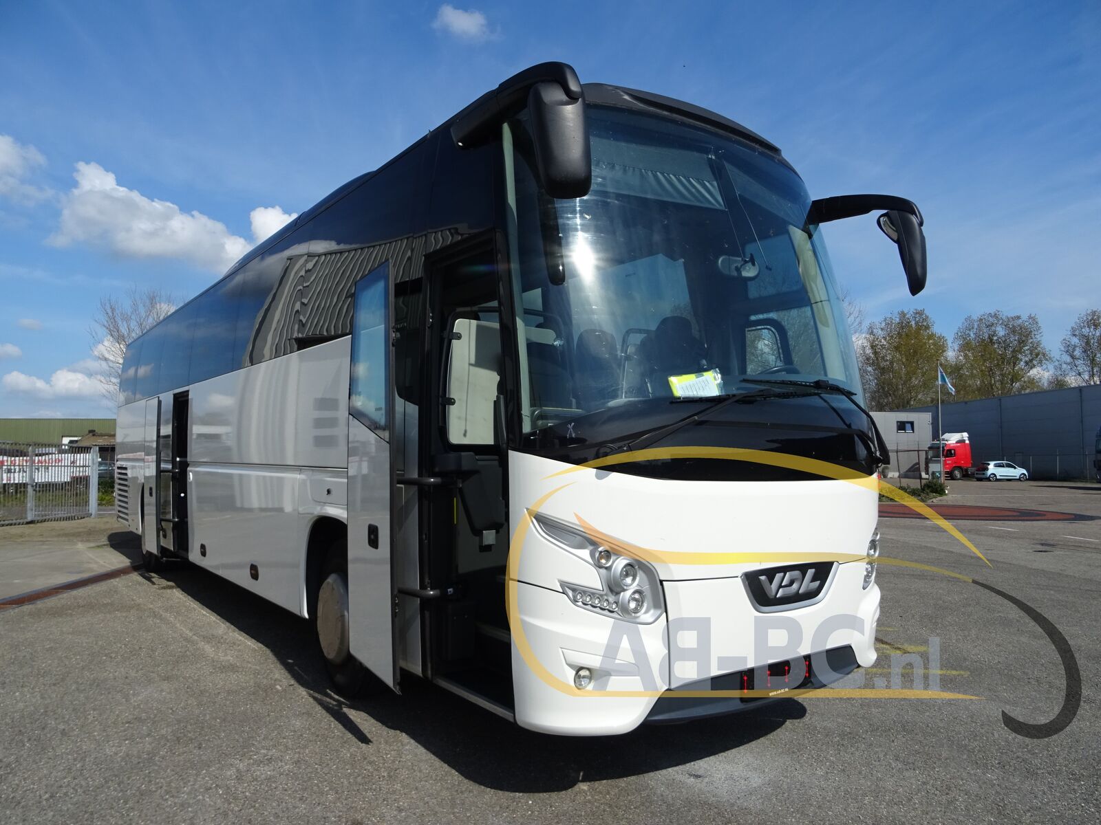 coach-bus-VDL-Futura-FHD2-129-370-51-Seats-EURO-6---1649945762134424219_orig_86979b97e962dbc2733960f156cf157f--22041417135019073200