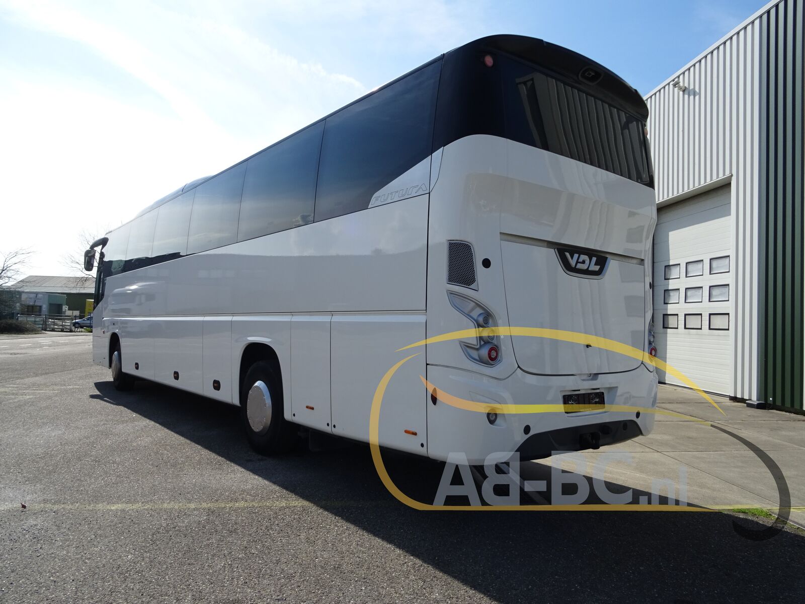 coach-bus-VDL-Futura-FHD2-129-370-51-Seats-EURO-6---1649945784087489747_orig_6eeb633fdd09203b7b1c31833fa12168--22041417135019073200