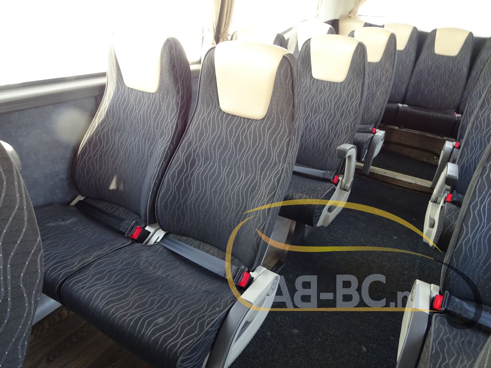 coach-bus-VDL-Futura-FHD2-129-370-51-Seats-EURO-6---1649945841035551589_orig_263e610813c322f5d3e0f8c95bb0b8b0--22041417135019073200