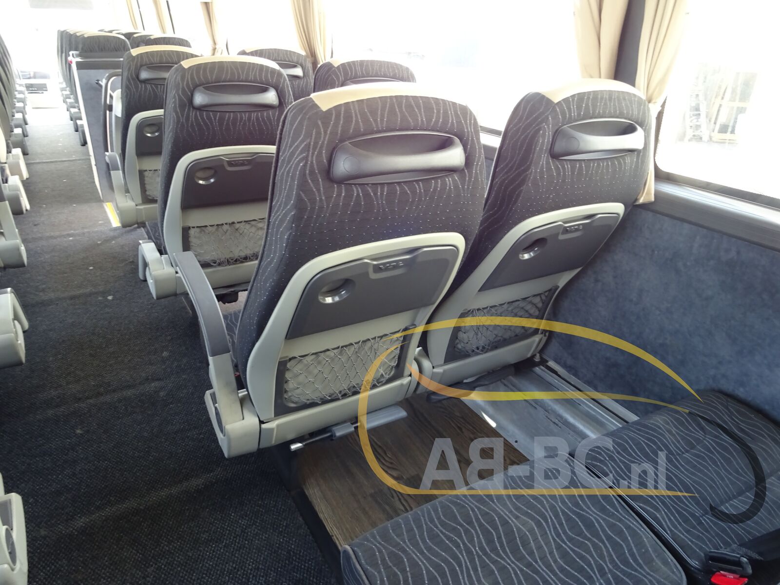 coach-bus-VDL-Futura-FHD2-129-370-51-Seats-EURO-6---1649945846943175711_orig_7f57e73dd51a2c319976a1d835012792--22041417135019073200