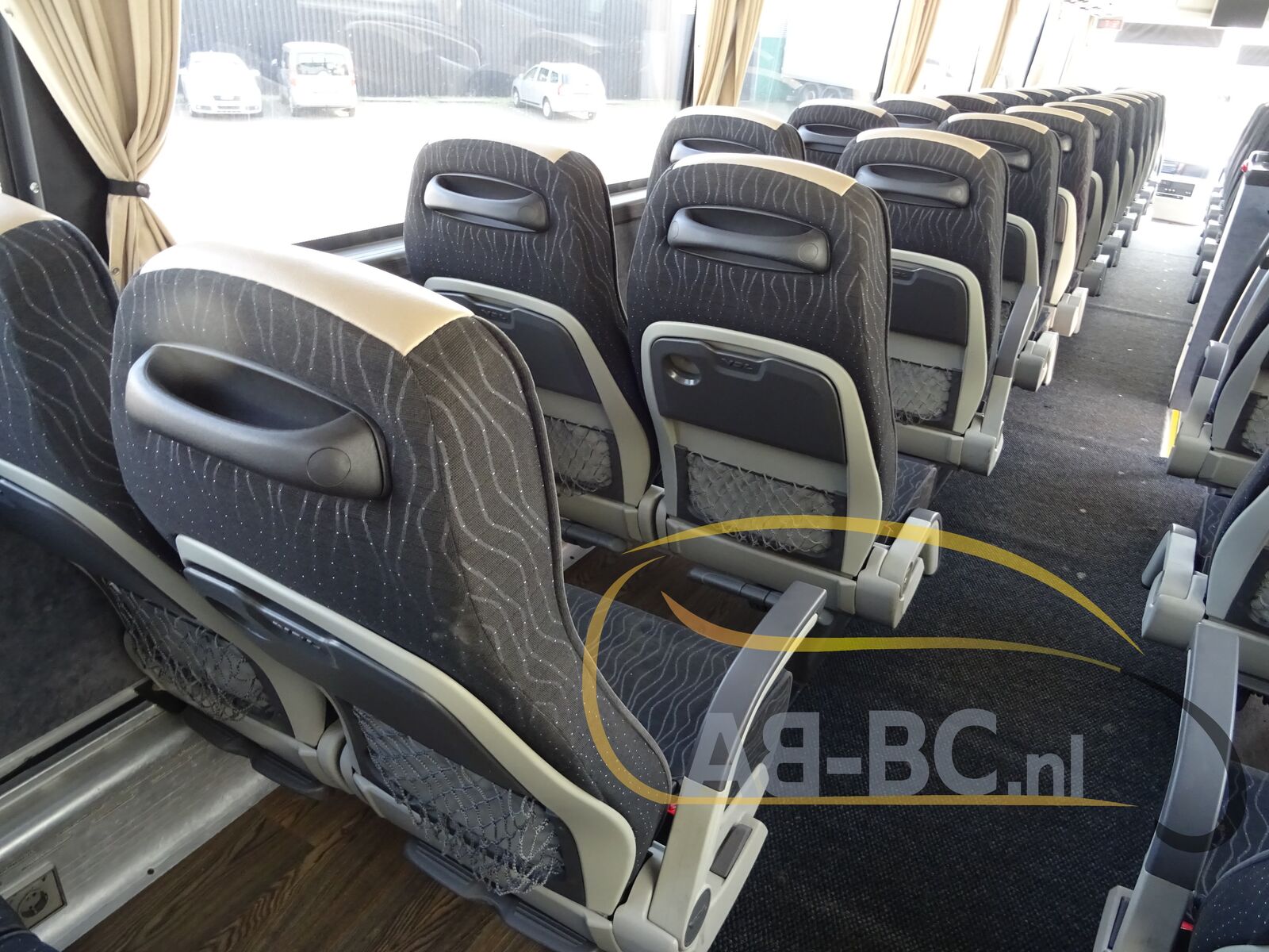 coach-bus-VDL-Futura-FHD2-129-370-51-Seats-EURO-6---1649945848958737189_orig_4243c2abad5e3e1a596269438ec20f47--22041417135019073200