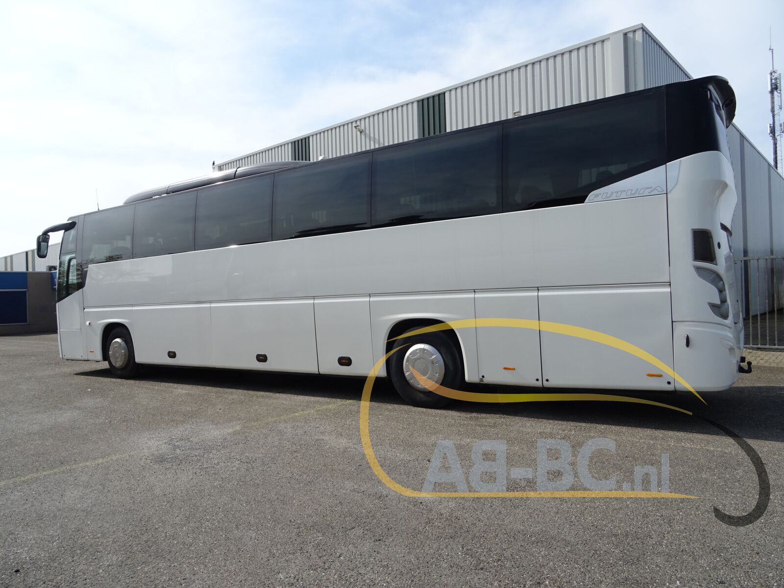 coach-bus-VDL-Futura-FHD2-129-440-51-Seats-EURO-6---1651224509279698206_orig_d9b6f33185f22cd437884d01ec9d898b--22042912260636414000