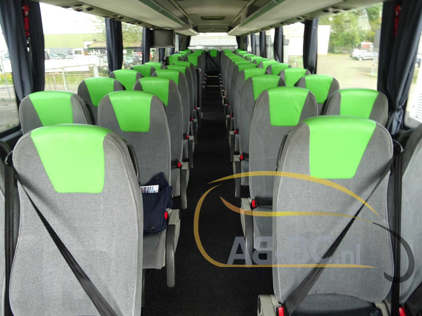 coach-bus-VDL-Futura-FHD2-129-440-51-Seats-EURO-6---1651224582659395714_orig_f51bf5f78b8facdbe3482485a8e726e4--22042912260636414000