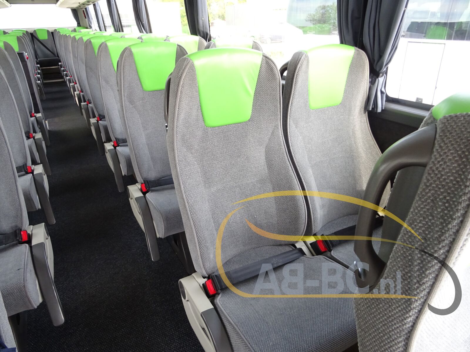 coach-bus-VDL-Futura-FHD2-129-440-51-Seats-EURO-6---1651224586825613975_orig_b333926d3a197c3e0925f83bfea95707--22042912260636414000