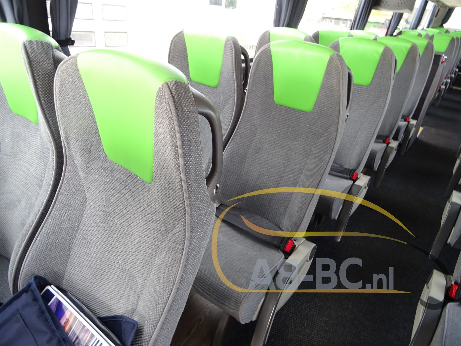 coach-bus-VDL-Futura-FHD2-129-440-51-Seats-EURO-6---1651224588854741133_orig_dc90be66675b4820efb0e1c0dcc39ccf--22042912260636414000