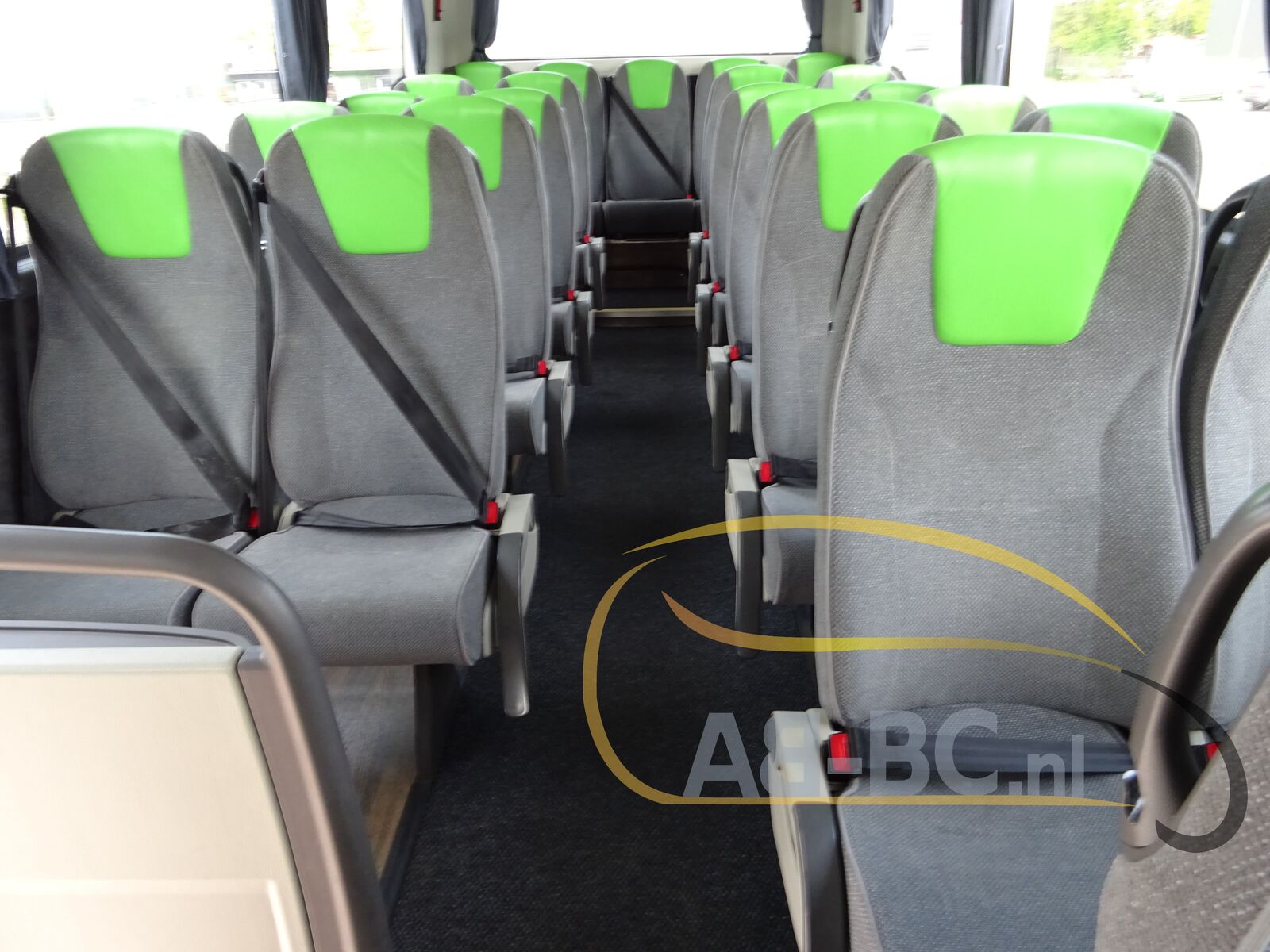 coach-bus-VDL-Futura-FHD2-129-440-51-Seats-EURO-6---1651224594801884324_orig_218527bd220947be3c7132af64a56f45--22042912260636414000