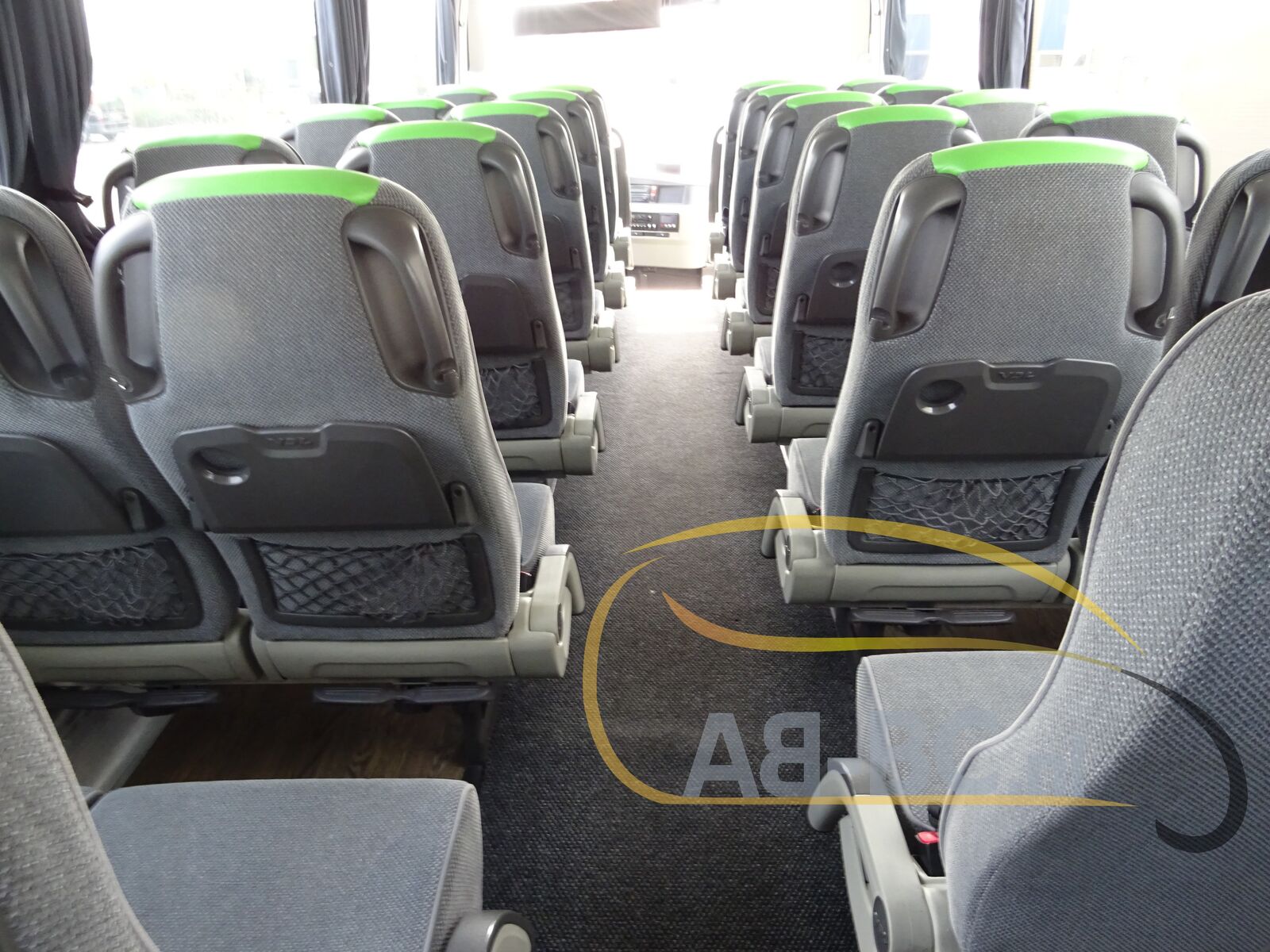 coach-bus-VDL-Futura-FHD2-129-440-51-Seats-EURO-6---1651224615949614751_orig_2c4260ddac0bd8e95e46f13fe4975b66--22042912260636414000