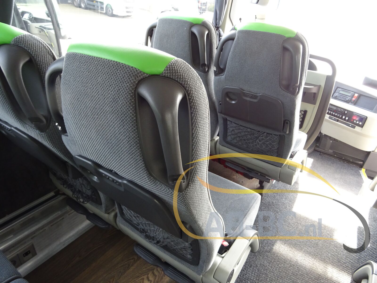 coach-bus-VDL-Futura-FHD2-129-440-51-Seats-EURO-6---1651224620115819832_orig_aff5d36bda2e2bb95dc139e020821c93--22042912260636414000