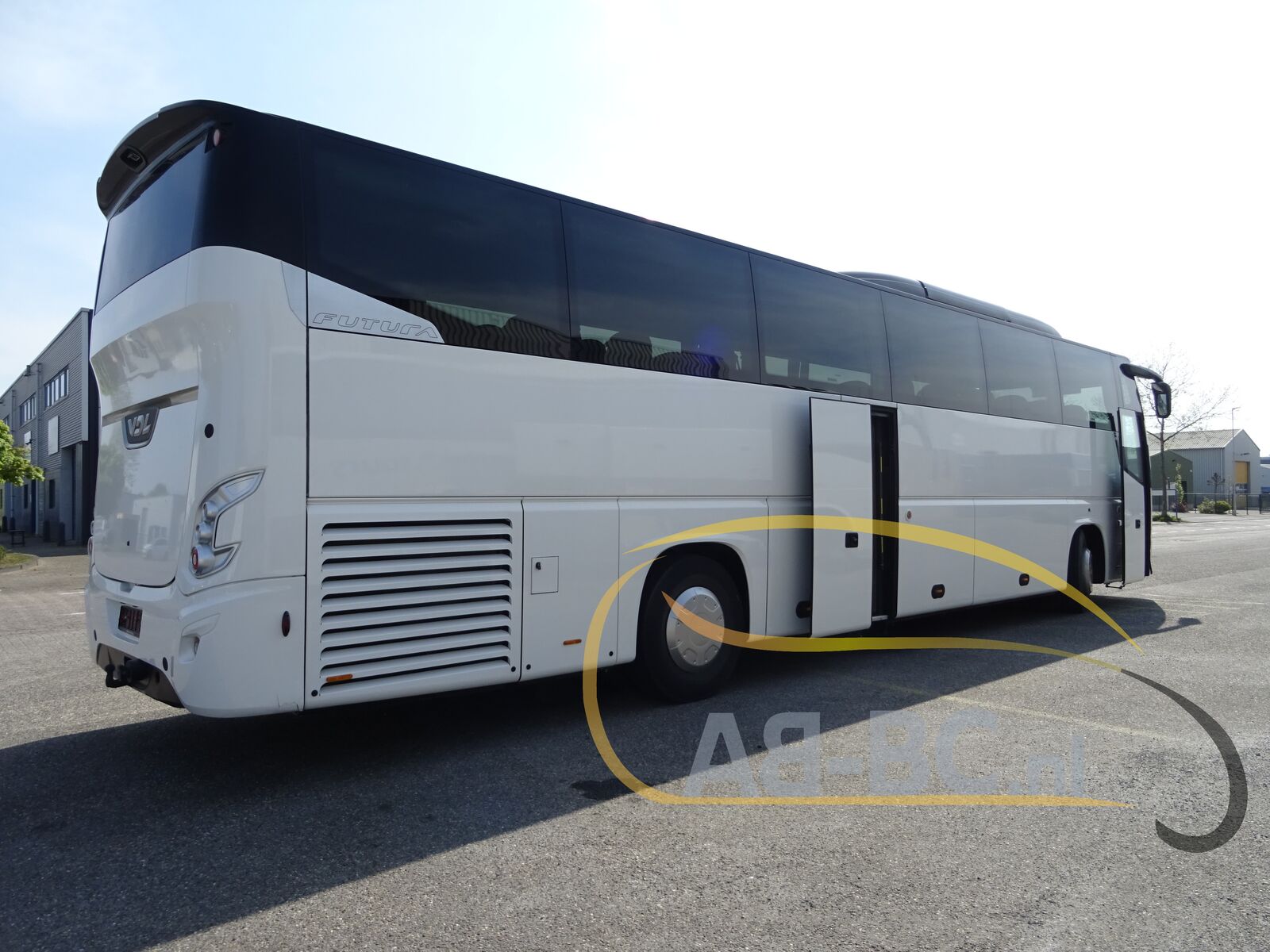 coach-bus-VDL-Futura-FHD2-129-440-51-Seats-EURO-6-2-PIECES-AVAILABLE---1651157495910363519_orig_6279dce1c745573dc093732d792c1023--22042817510111469500
