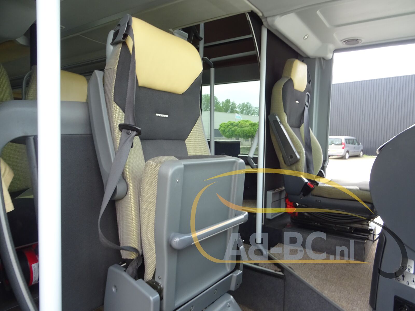 double-decker-bus-SETRA-S431-DT-84-Seats-EURO-6-with-SKIBAK---1650964037050185904_orig_213f4ad6697c0e2320da6b62794a1d46--22042612031108570600