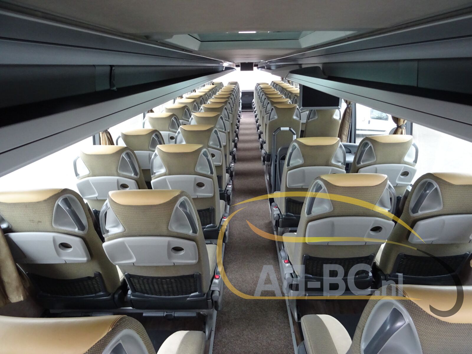 double-decker-bus-SETRA-S431-DT-84-Seats-EURO-6-with-SKIBAK---1650964170256549682_orig_139295aca2acbd9b726c8eab205af2fc--22042612031108570600