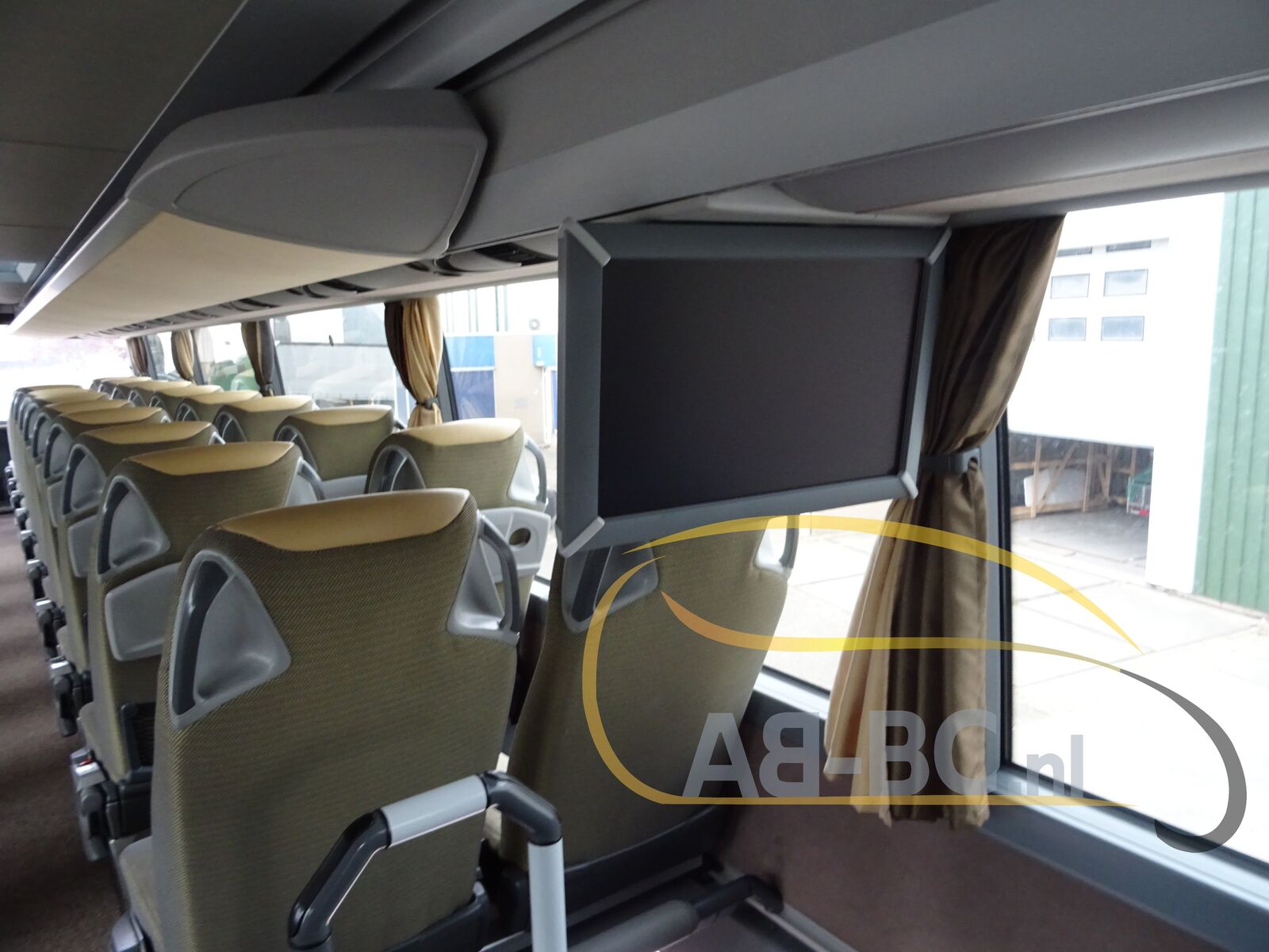 double-decker-bus-SETRA-S431-DT-84-Seats-EURO-6-with-SKIBAK---1650964178392250660_orig_8a99829858ceac1d5a43778ad46d9b54--22042612031108570600