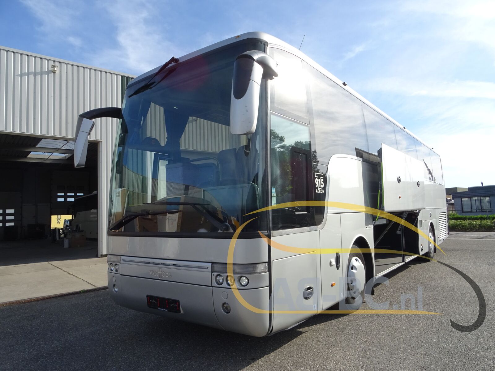 coach-bus-VAN-HOOL-T915-Acron-EURO-5-51-Seats---1655794974520915306_orig_6bdd019a8e97e50ed9bcd4dd4ceadecc--22051913383133938100