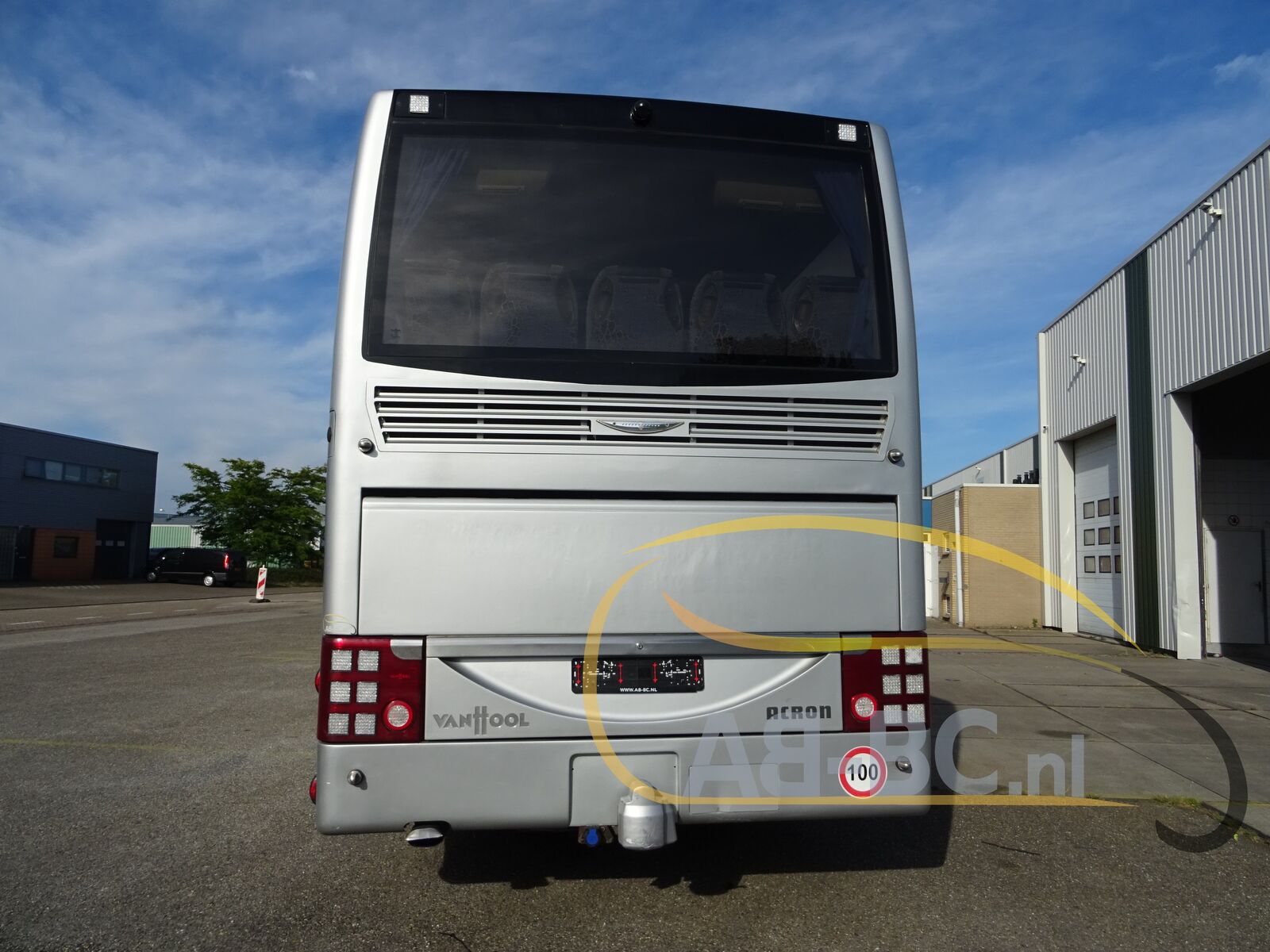 coach-bus-VAN-HOOL-T915-Acron-EURO-5-51-Seats---1655795015270466848_orig_f8ab6b25e2847ac60b8797980d6e1f19--22051913383133938100