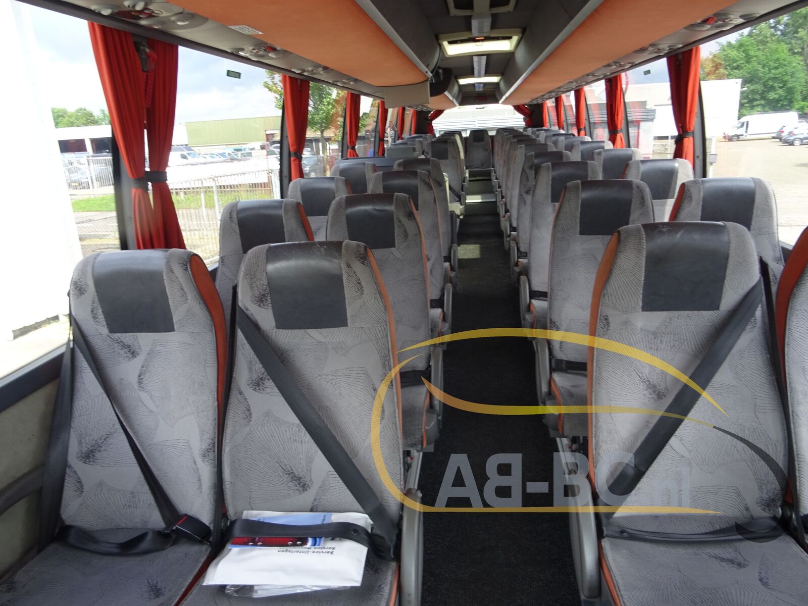 coach-bus-VOLVO-9700-Comfort-51-Seats-EURO-5---1652970082562511741_orig_c8076b07a47c591d789fdba382792cf9--22051917183207205200