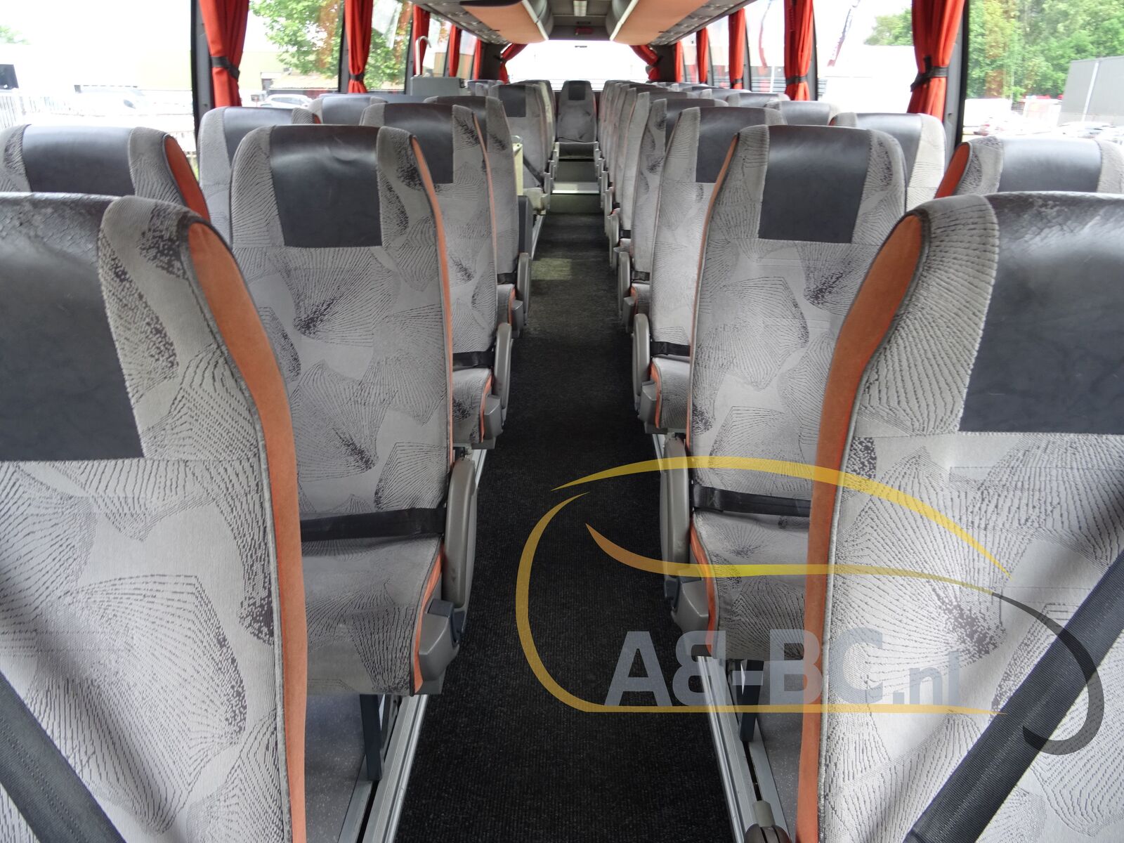 coach-bus-VOLVO-9700-Comfort-51-Seats-EURO-5---1652970091826109228_orig_a596cf0191b9f44aaf90738093304b11--22051917183207205200