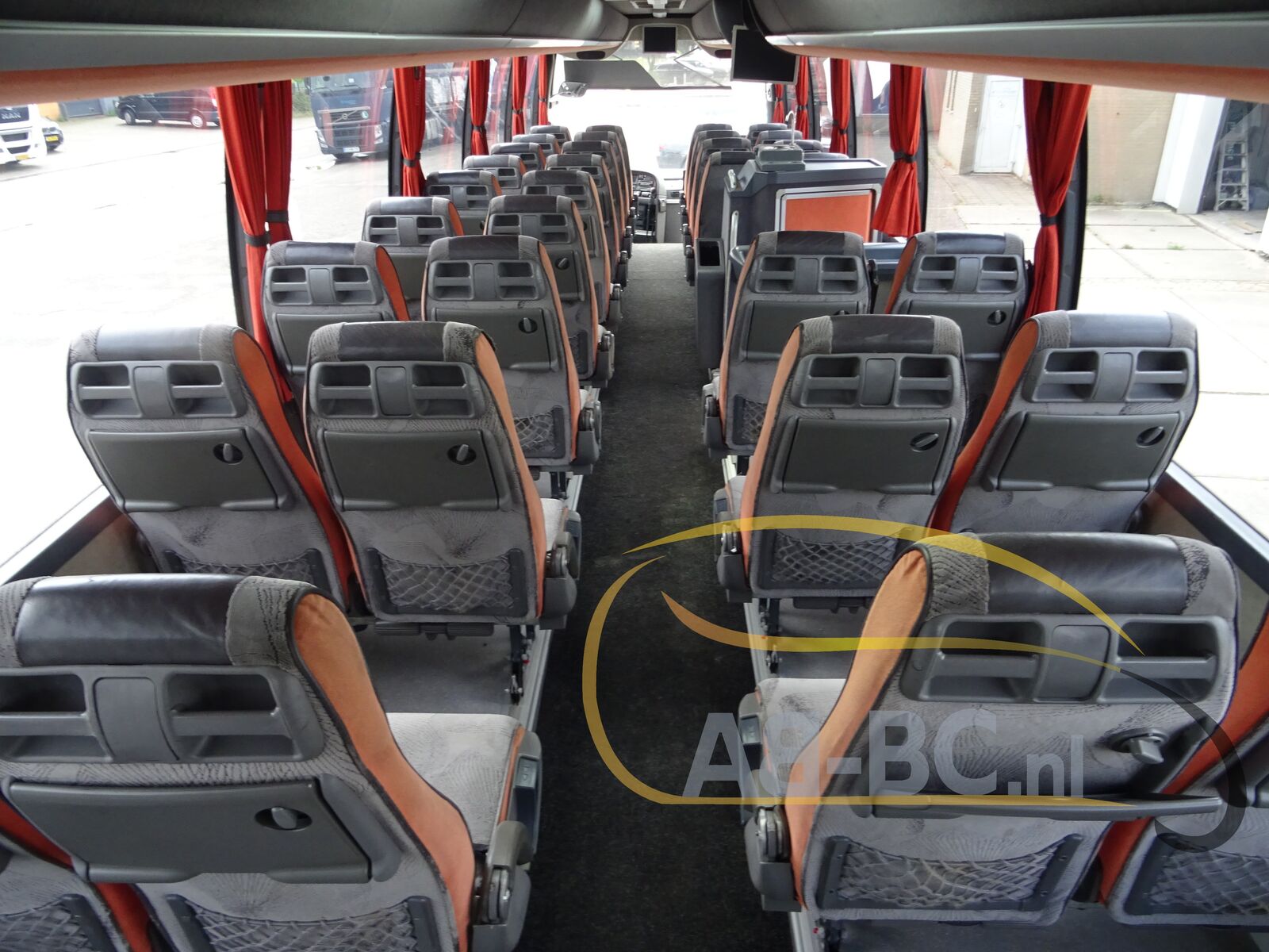 coach-bus-VOLVO-9700-Comfort-51-Seats-EURO-5---1652970119971463475_orig_3ea252226e77f5214b5bbb1d210952be--22051917183207205200