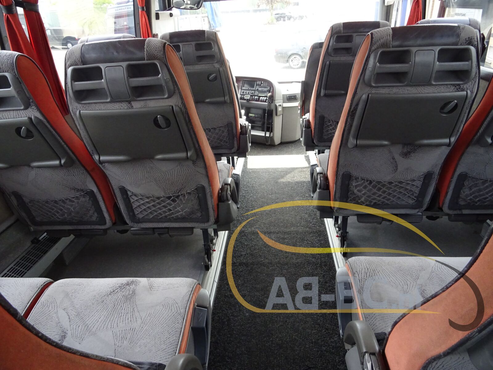 coach-bus-VOLVO-9700-Comfort-51-Seats-EURO-5---1652970143747253075_orig_58f2a7cd1feac83aff0705c22ce4241c--22051917183207205200