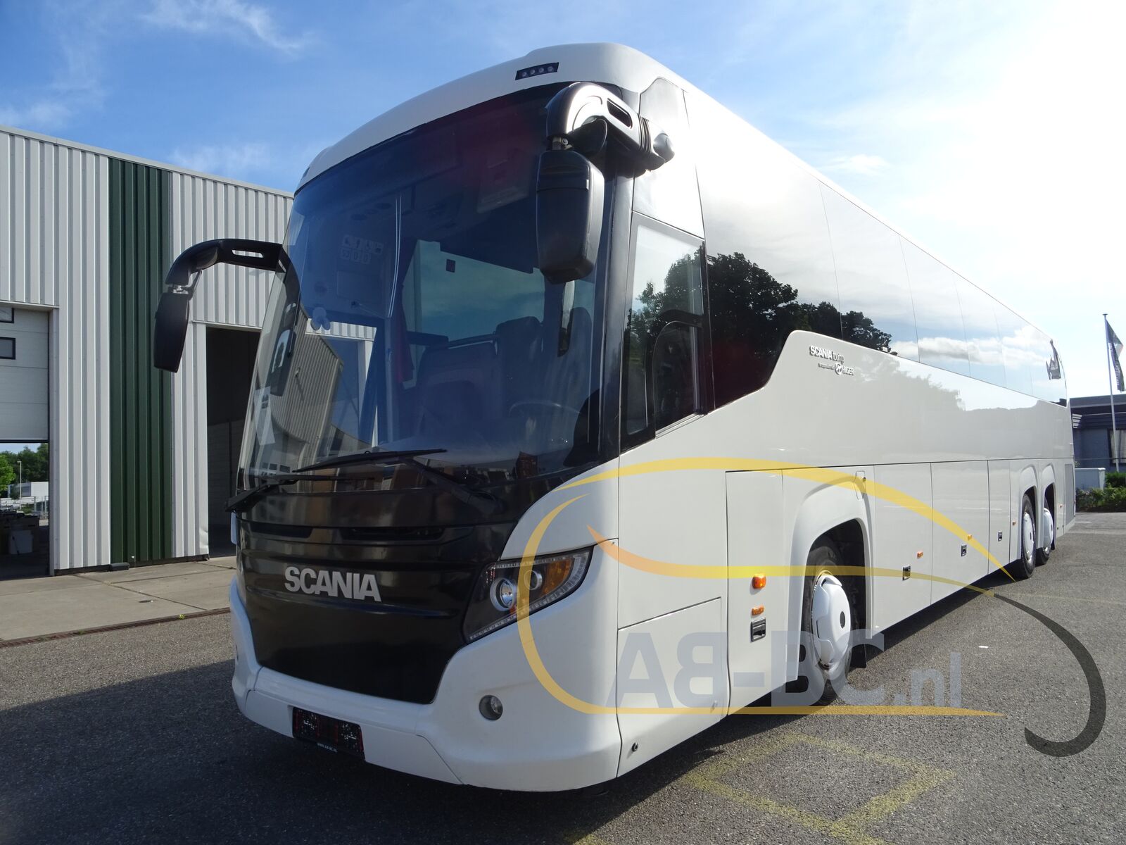 coach-bus-SCANIA-Higer-Touring-HD-59-Seats-EURO-5---1656573908753472585_orig_3469a10f6c4dd565099b32376c6296d8--22060714432812119300