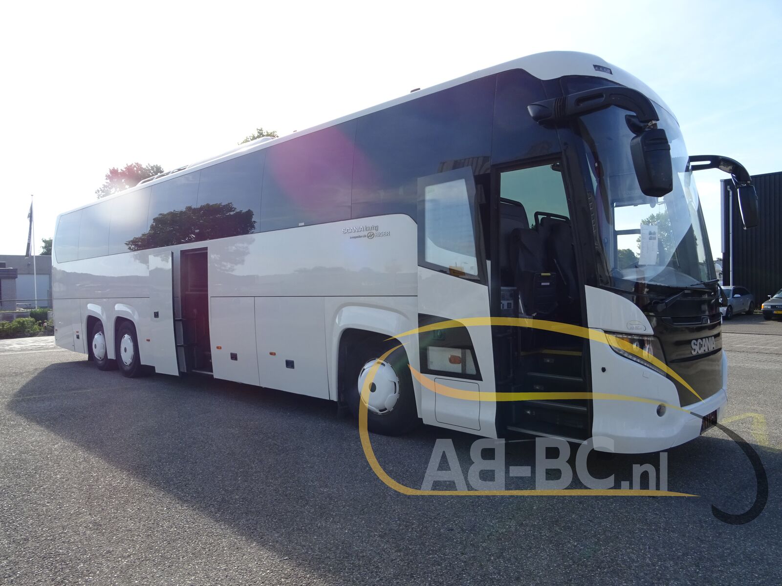 coach-bus-SCANIA-Higer-Touring-HD-59-Seats-EURO-5---1656573917272577180_orig_ec1d5c8f2558a0c9ae194f8fecc3aeea--22060714432812119300