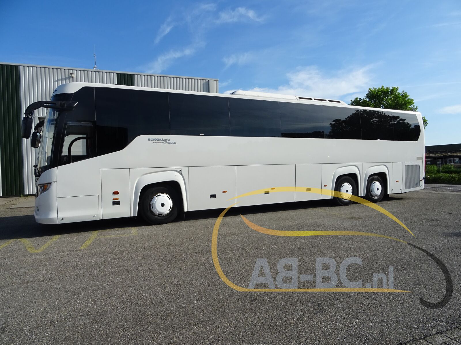 coach-bus-SCANIA-Higer-Touring-HD-59-Seats-EURO-5---1656573939896350420_orig_44fd2d90eedfa9a7d03765873ec3223d--22060714432812119300