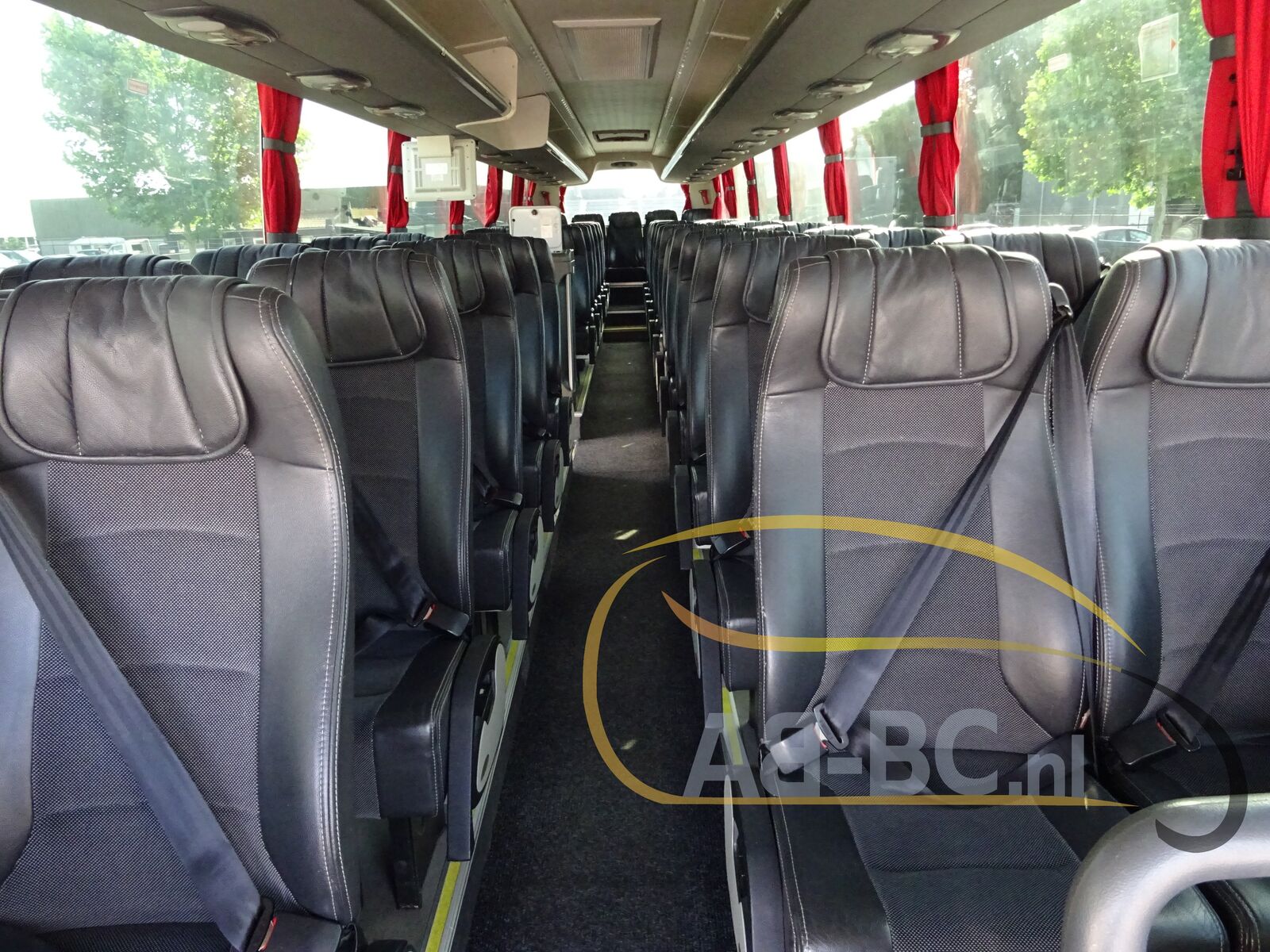 coach-bus-SCANIA-Higer-Touring-HD-59-Seats-EURO-5---1656574031337670458_orig_cbcd7dcd9fb7eed57171434e7fca084f--22060714432812119300