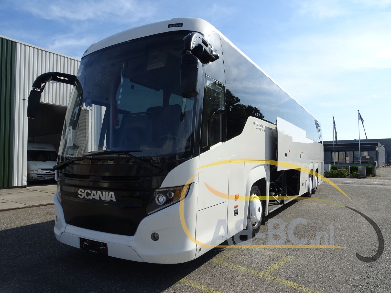 coach-bus-SCANIA-Higer-Touring-HD-59-Seats-EURO-5---1656574108974102267_orig_1186bf8dc068583ef39ea32e3eab0eb9--22060714432812119300