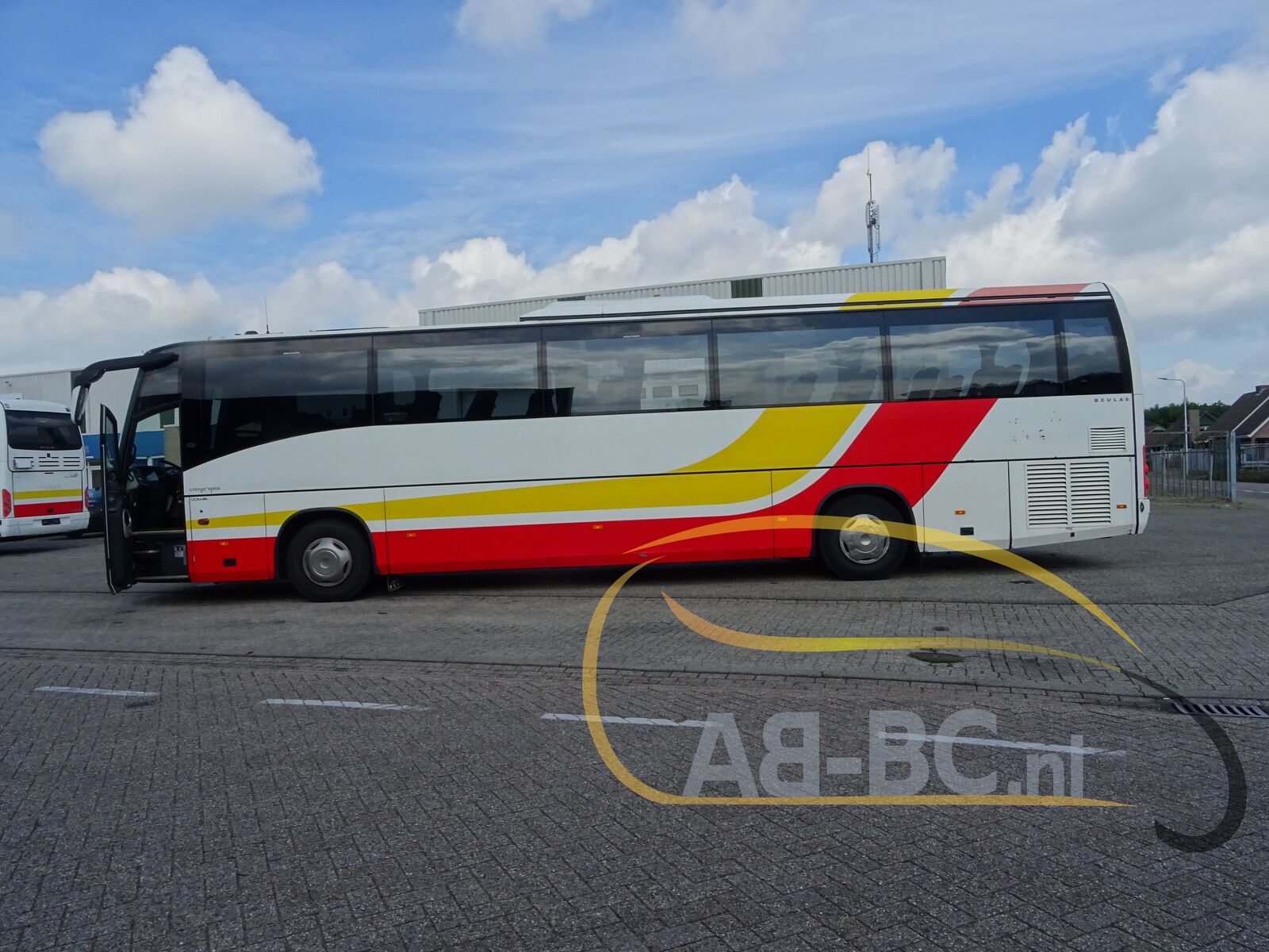 coach-bus-SCANIA-K400-Beulas-52-Seats-Liftbus-EURO-5---1654605280678165440_orig_82be6092f1aa7c2e41690d493485acd5--22060715244081546600