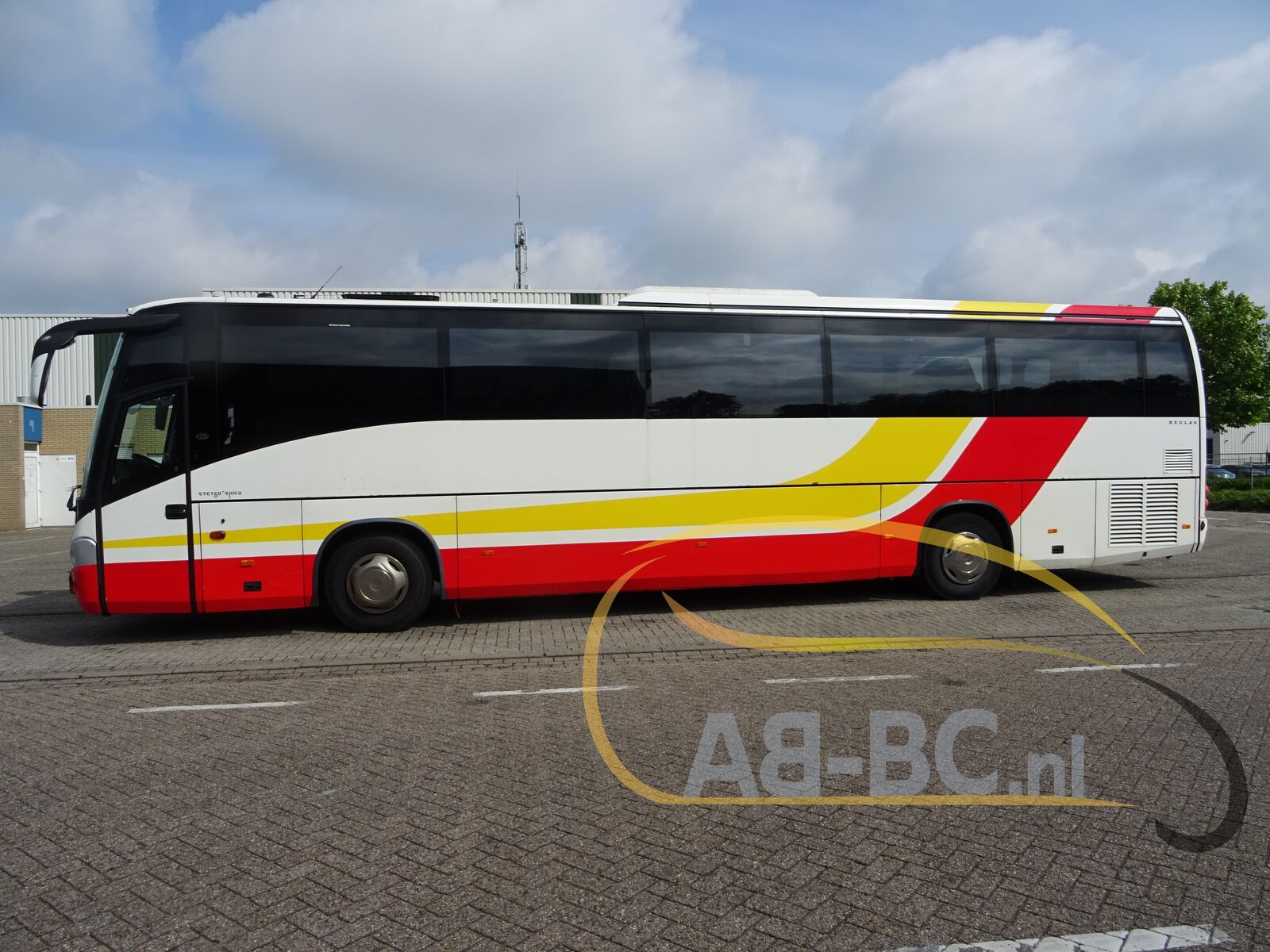 coach-bus-SCANIA-K400-Beulas-52-Seats-Liftbus-EURO-5---1654610541541352633_orig_7b4fcfa7bc3a59d2ce8e32a21cc1ea0e--22060717010700414800