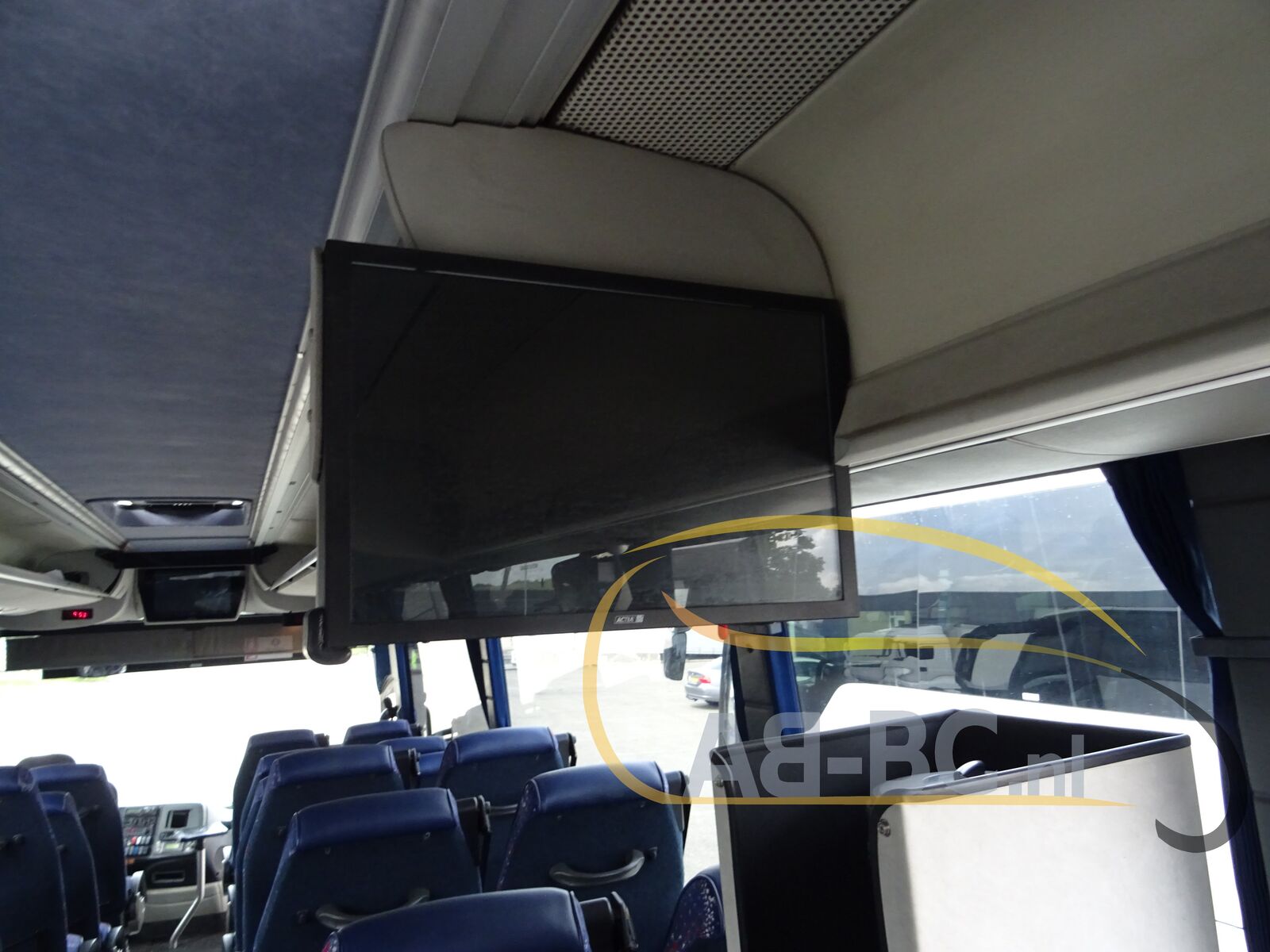 coach-bus-SCANIA-K400-Beulas-52-Seats-Liftbus-EURO-5---1654610722075975652_orig_16175423beb0b0b5cdebae5edbc0ee01--22060717010700414800